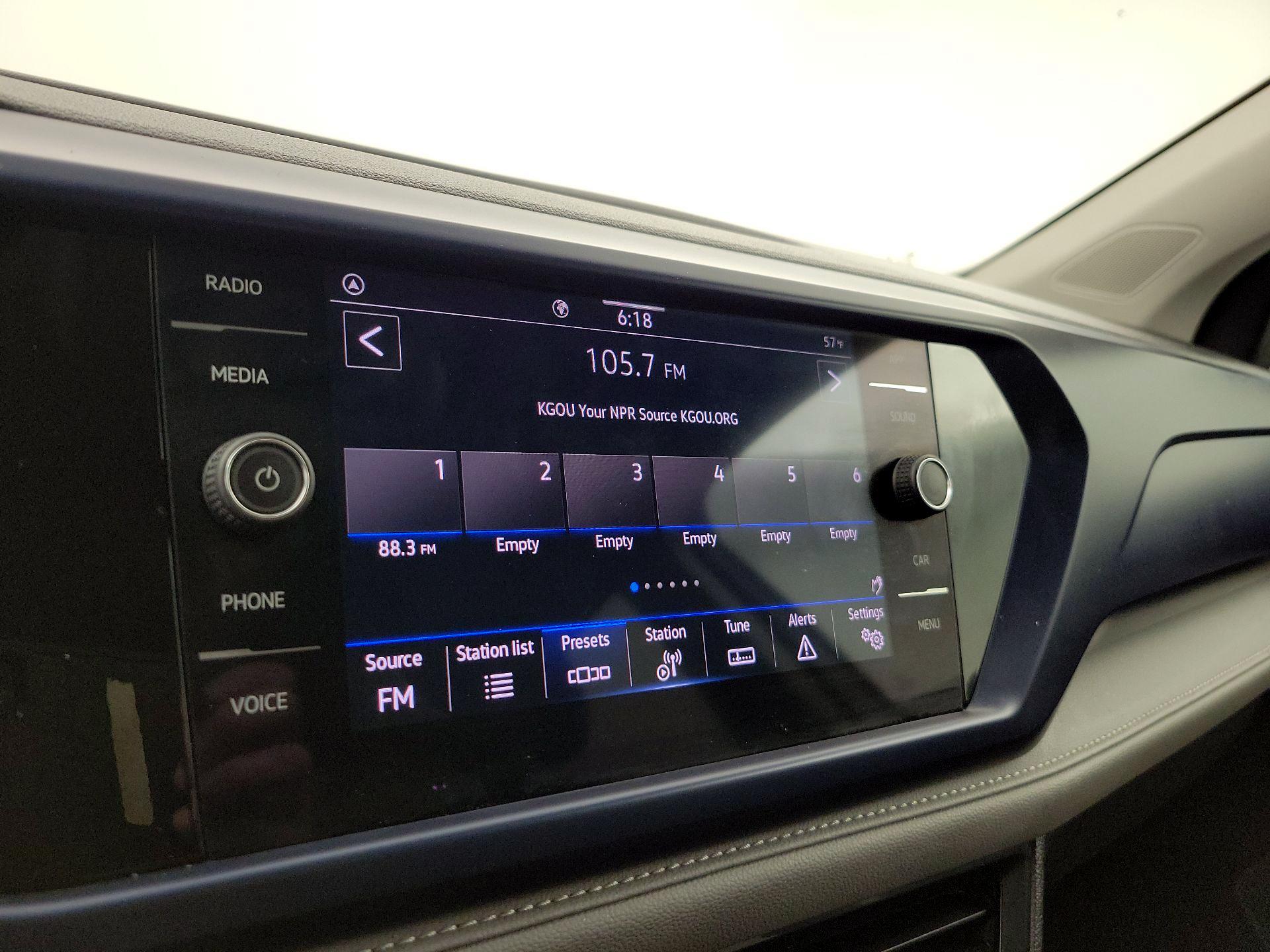 Thumbnail: 2024 Volkswagen Taos - 15