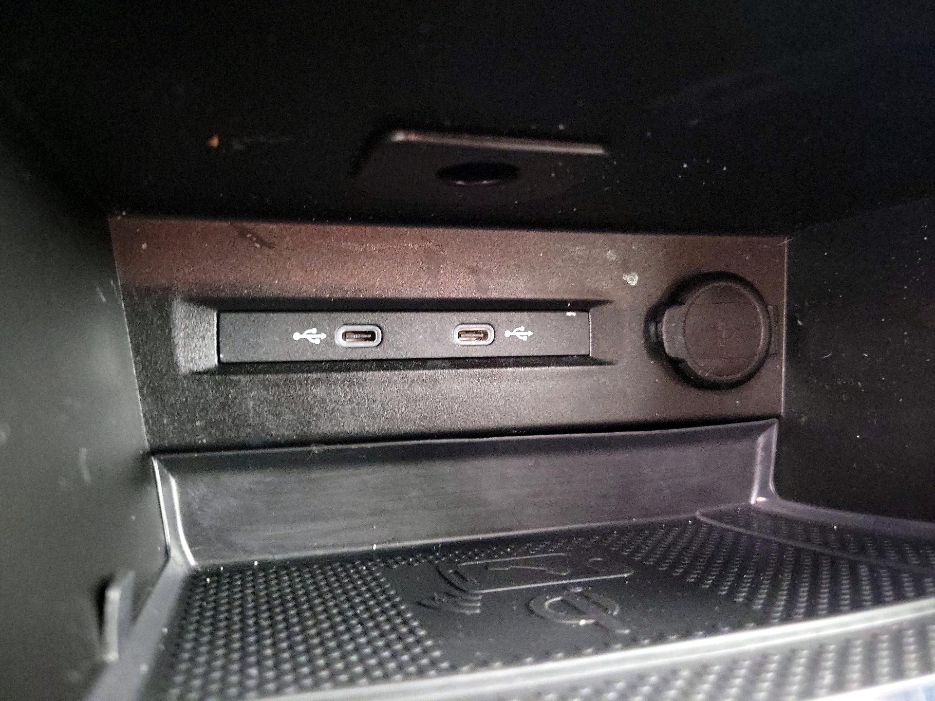 Thumbnail: 2024 Volkswagen Taos - 18