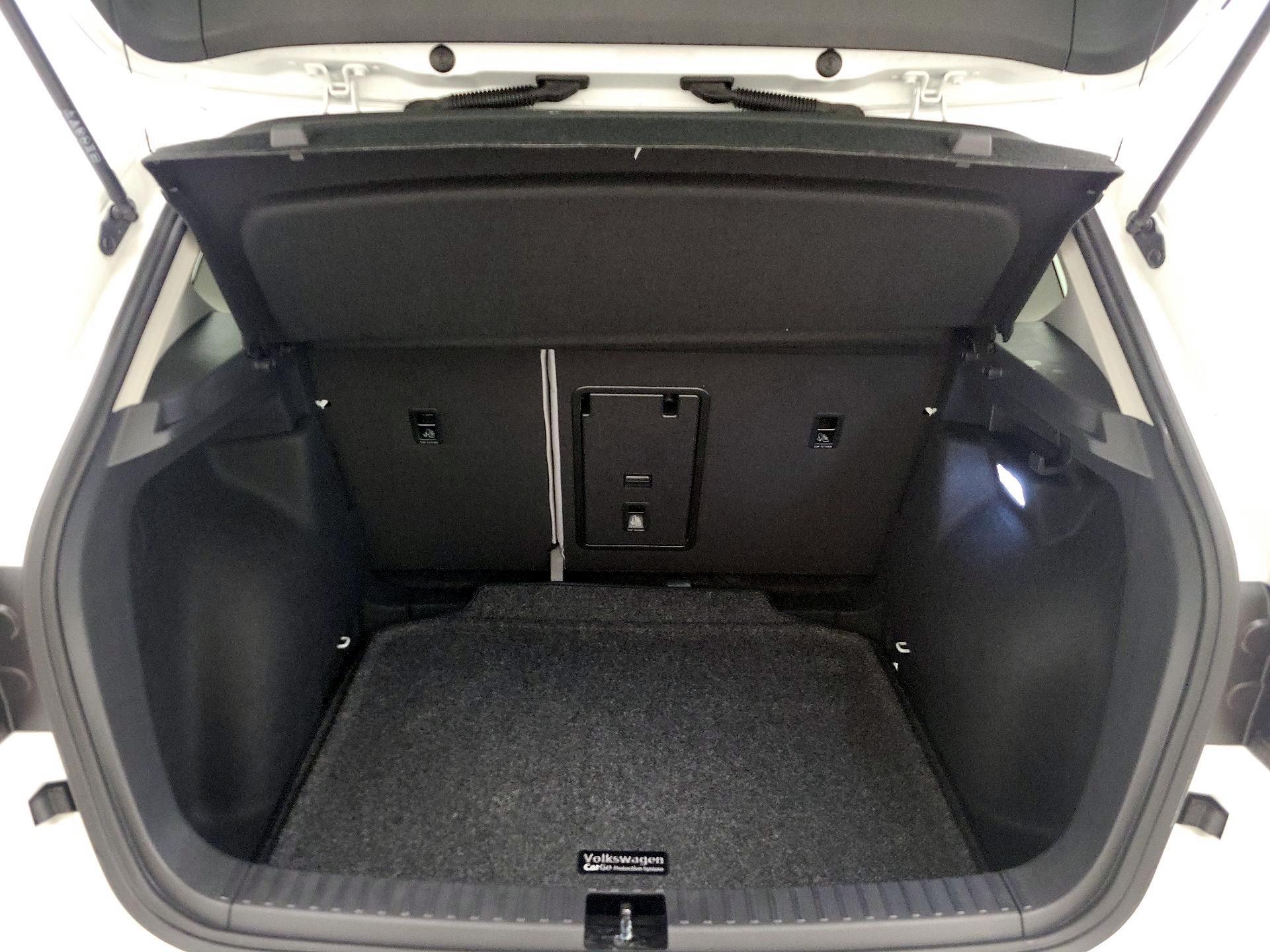 Thumbnail: 2024 Volkswagen Taos - 20