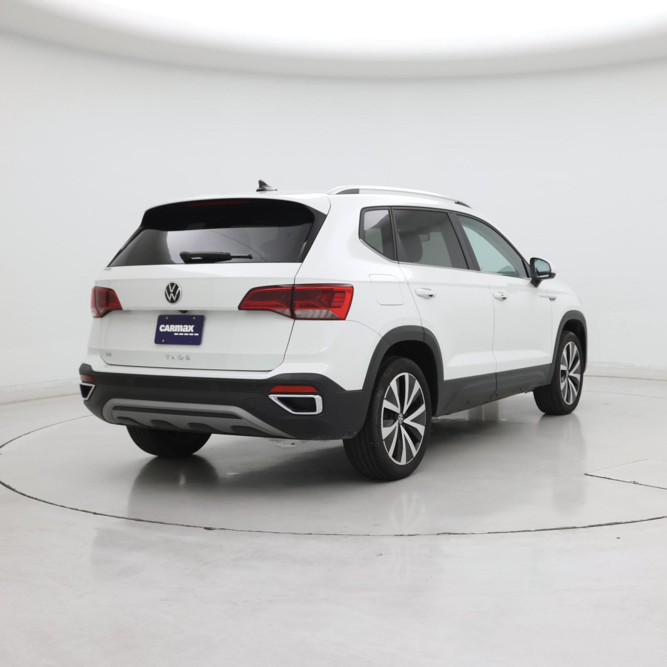 Thumbnail: 2024 Volkswagen Taos - 8