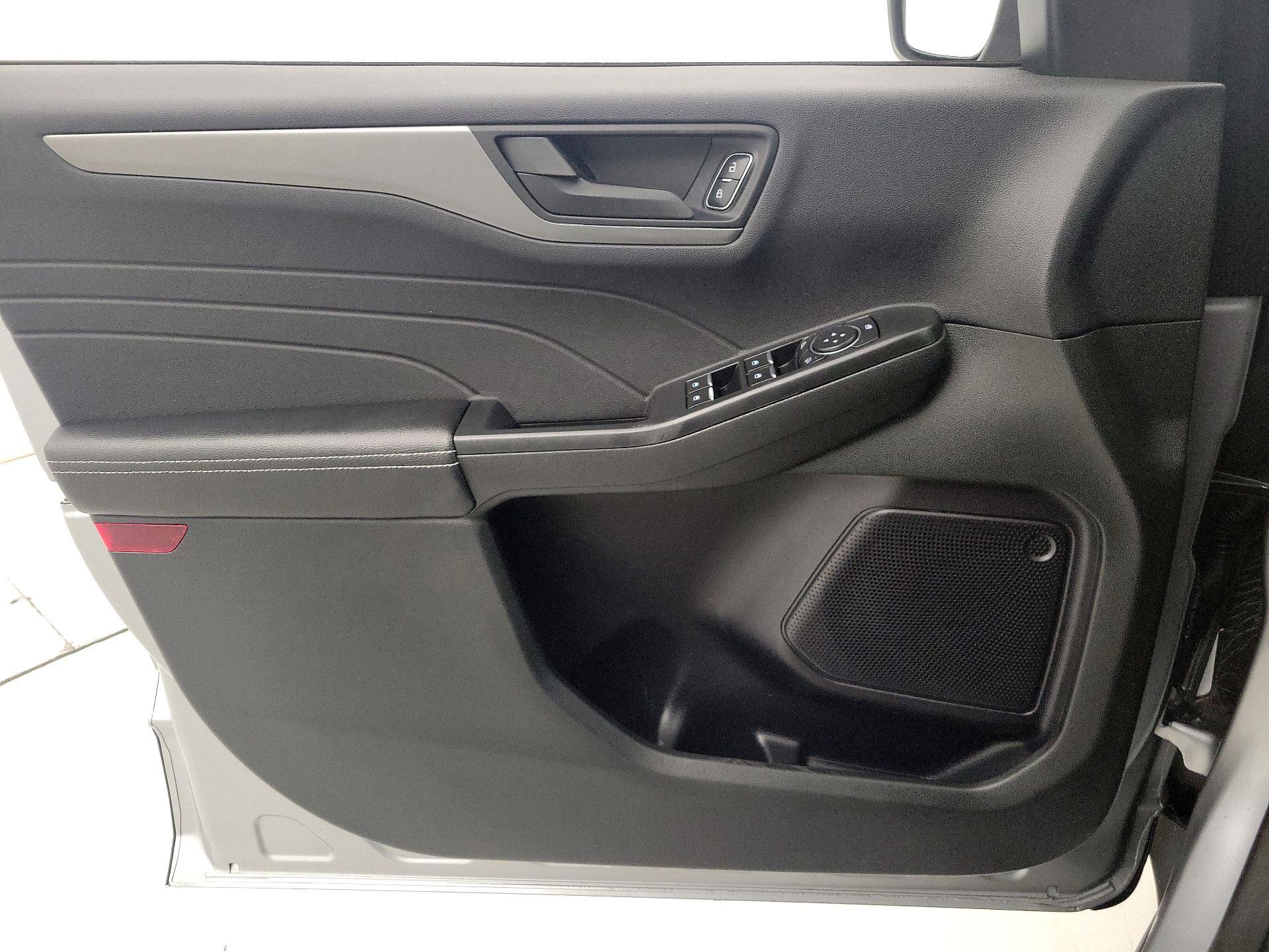 Thumbnail: 2023 Ford Escape - 12