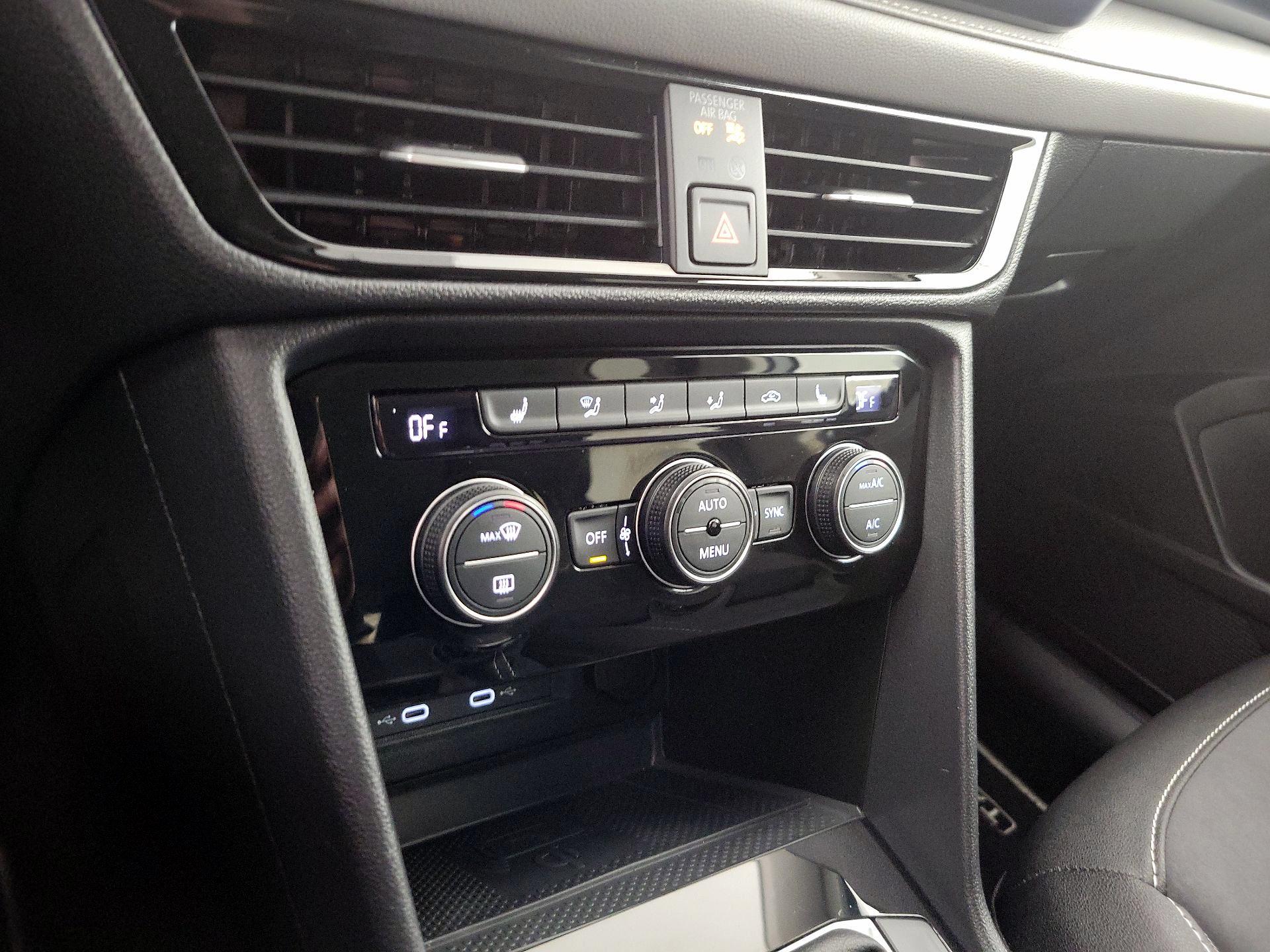 Thumbnail: 2024 Volkswagen Taos - 16