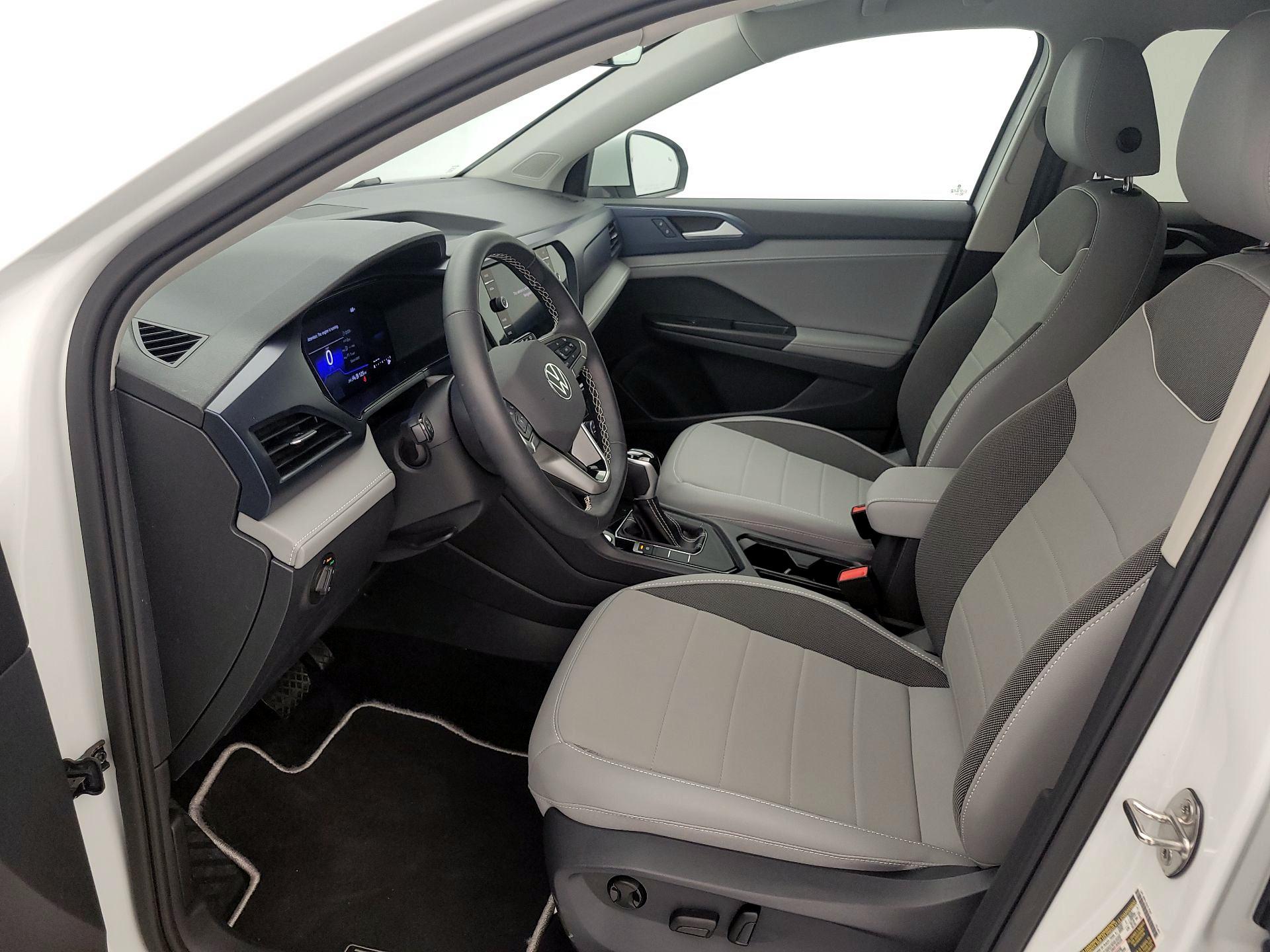 Thumbnail: 2024 Volkswagen Taos - 11