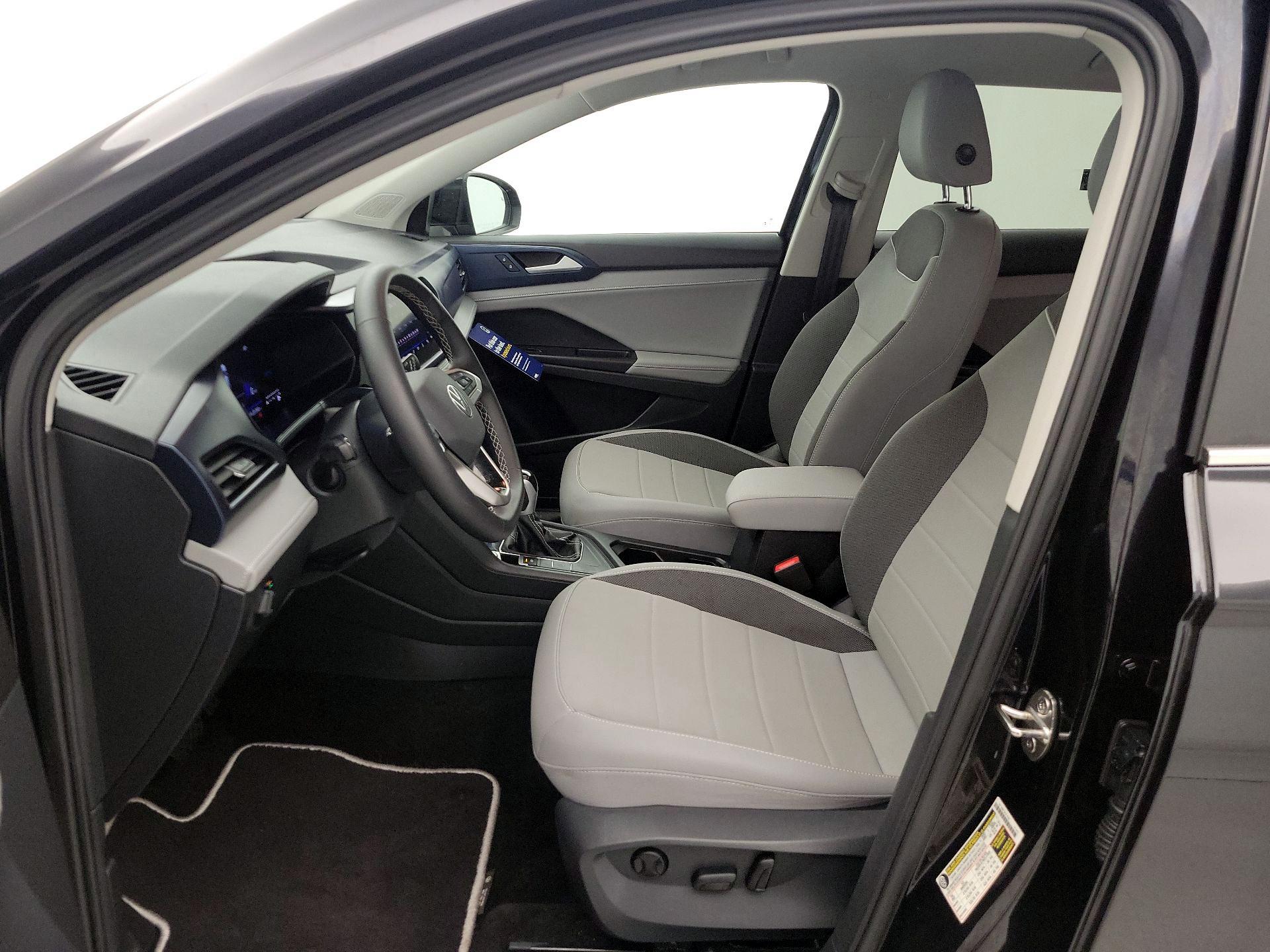 Thumbnail: 2024 Volkswagen Taos - 11