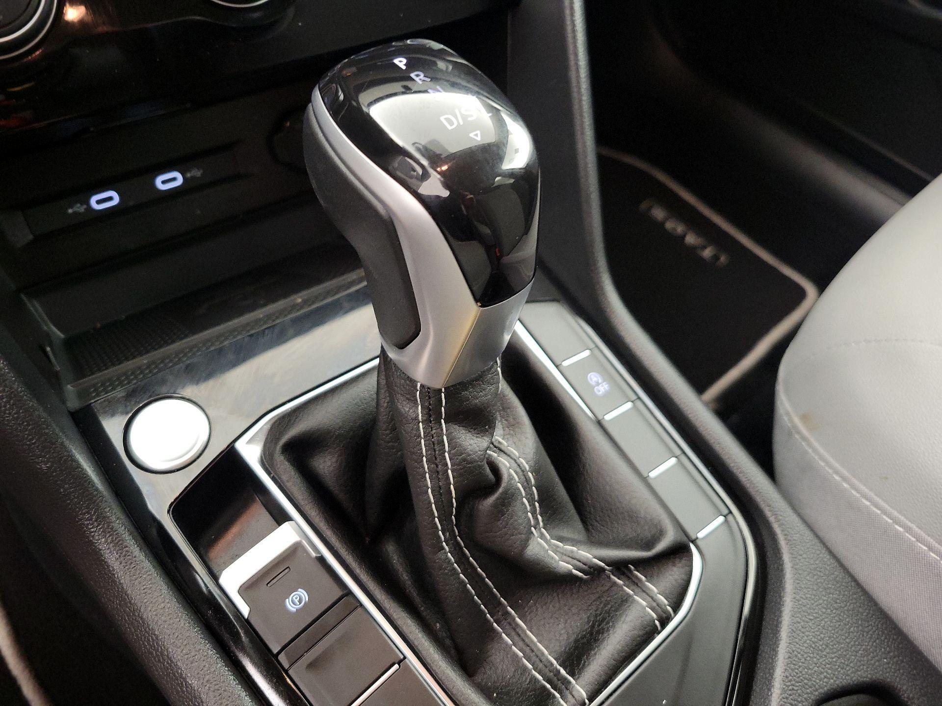 Thumbnail: 2024 Volkswagen Taos - 17