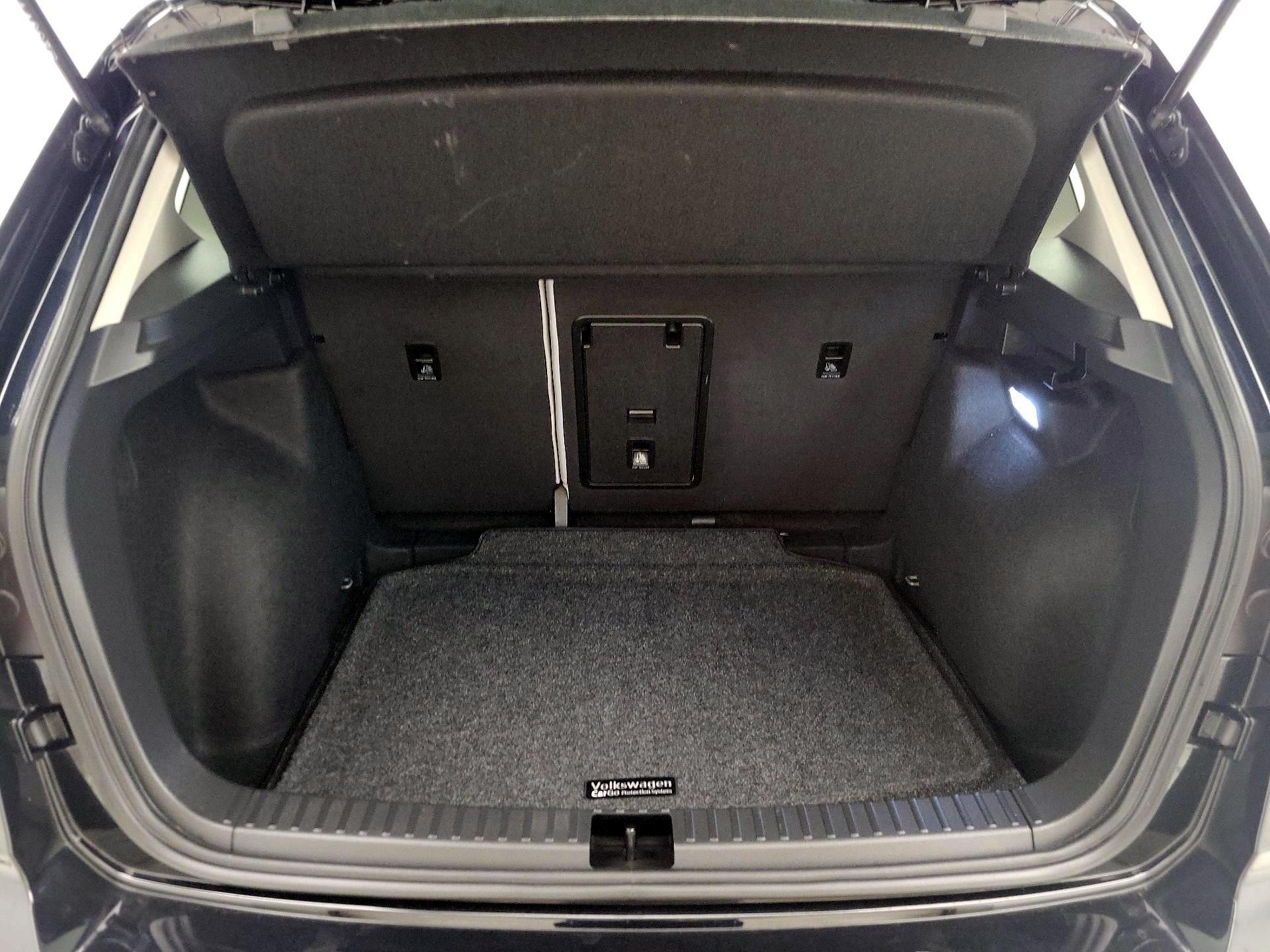 Thumbnail: 2024 Volkswagen Taos - 20