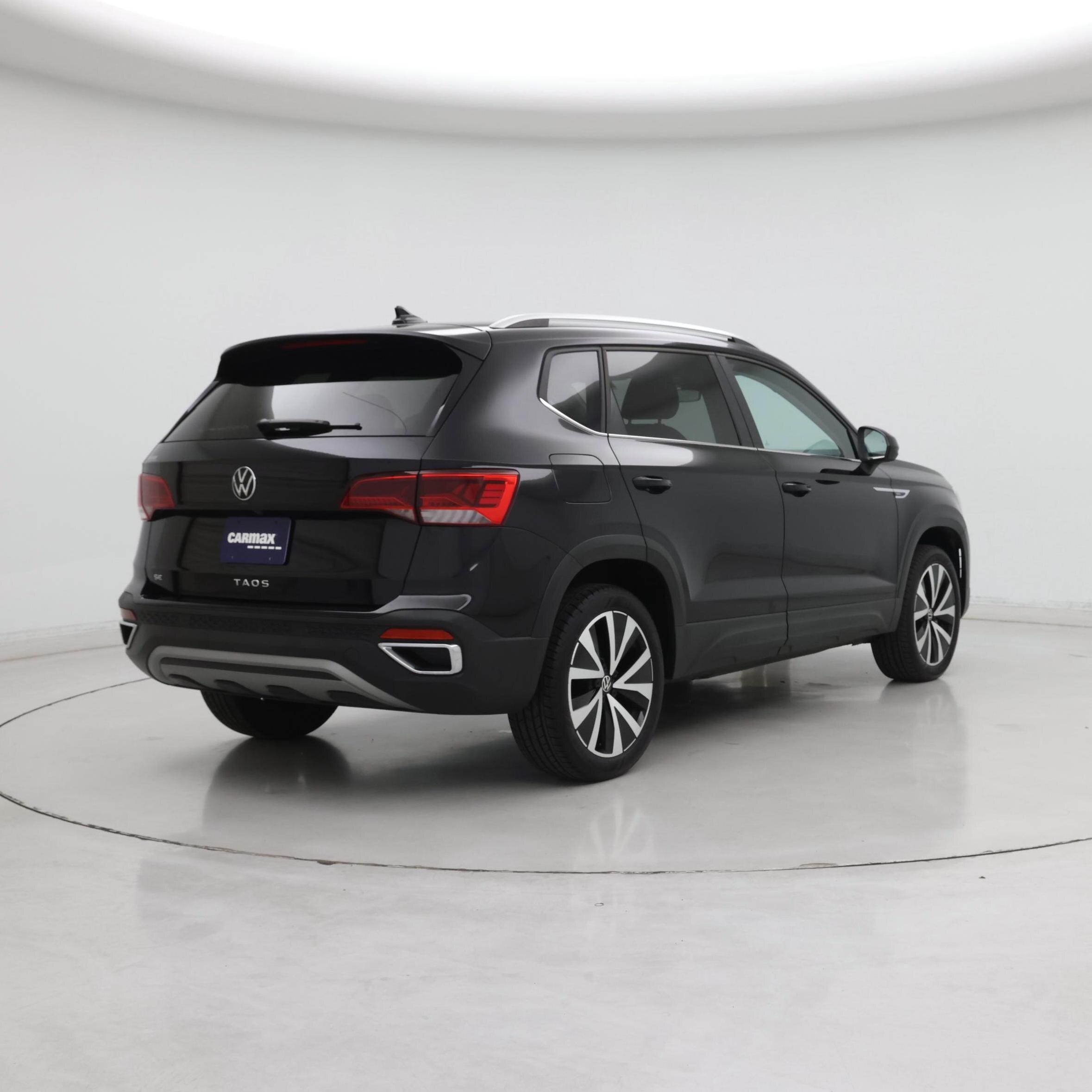 Thumbnail: 2024 Volkswagen Taos - 8