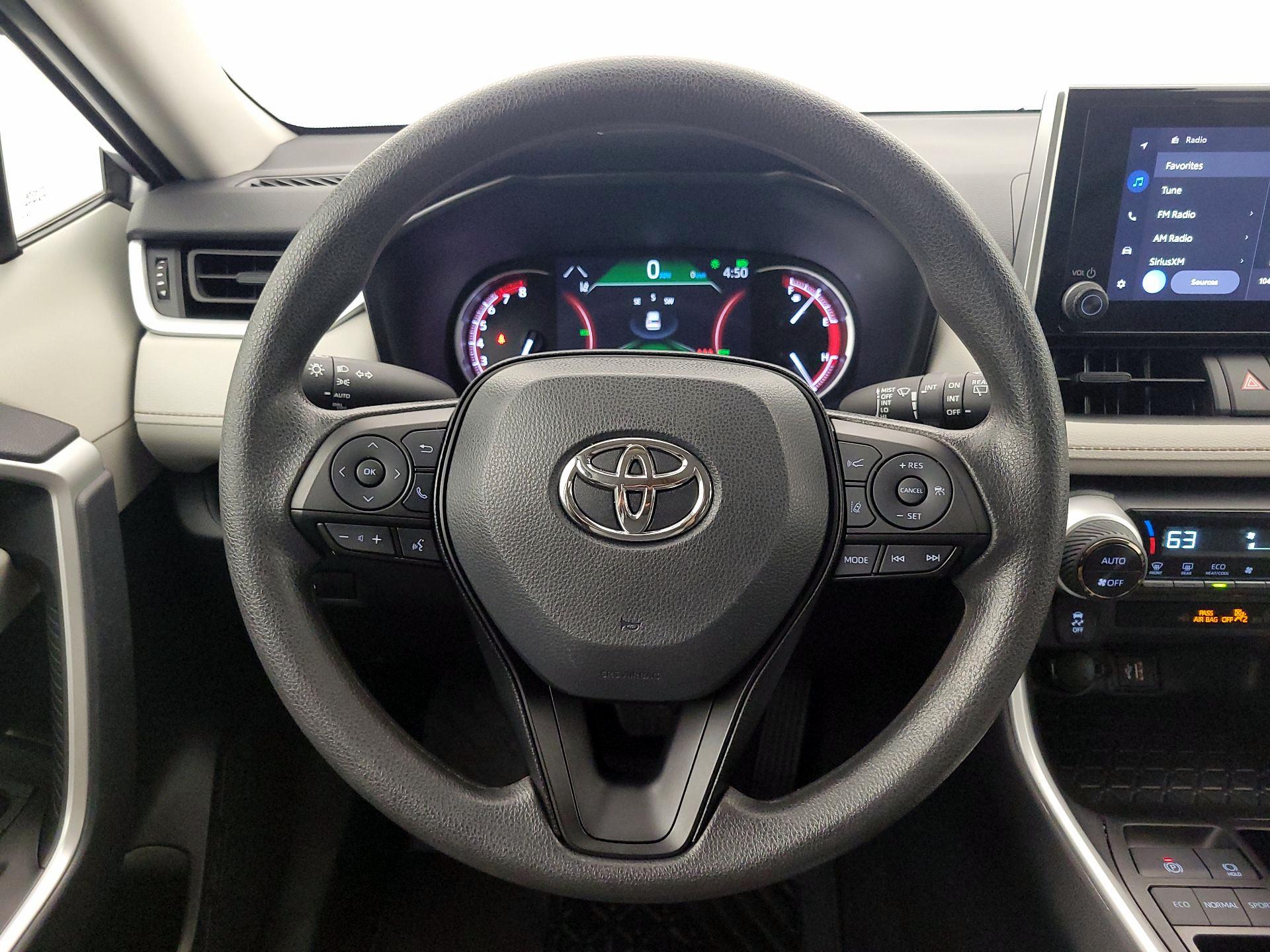 Thumbnail: 2024 Toyota RAV4 - 10