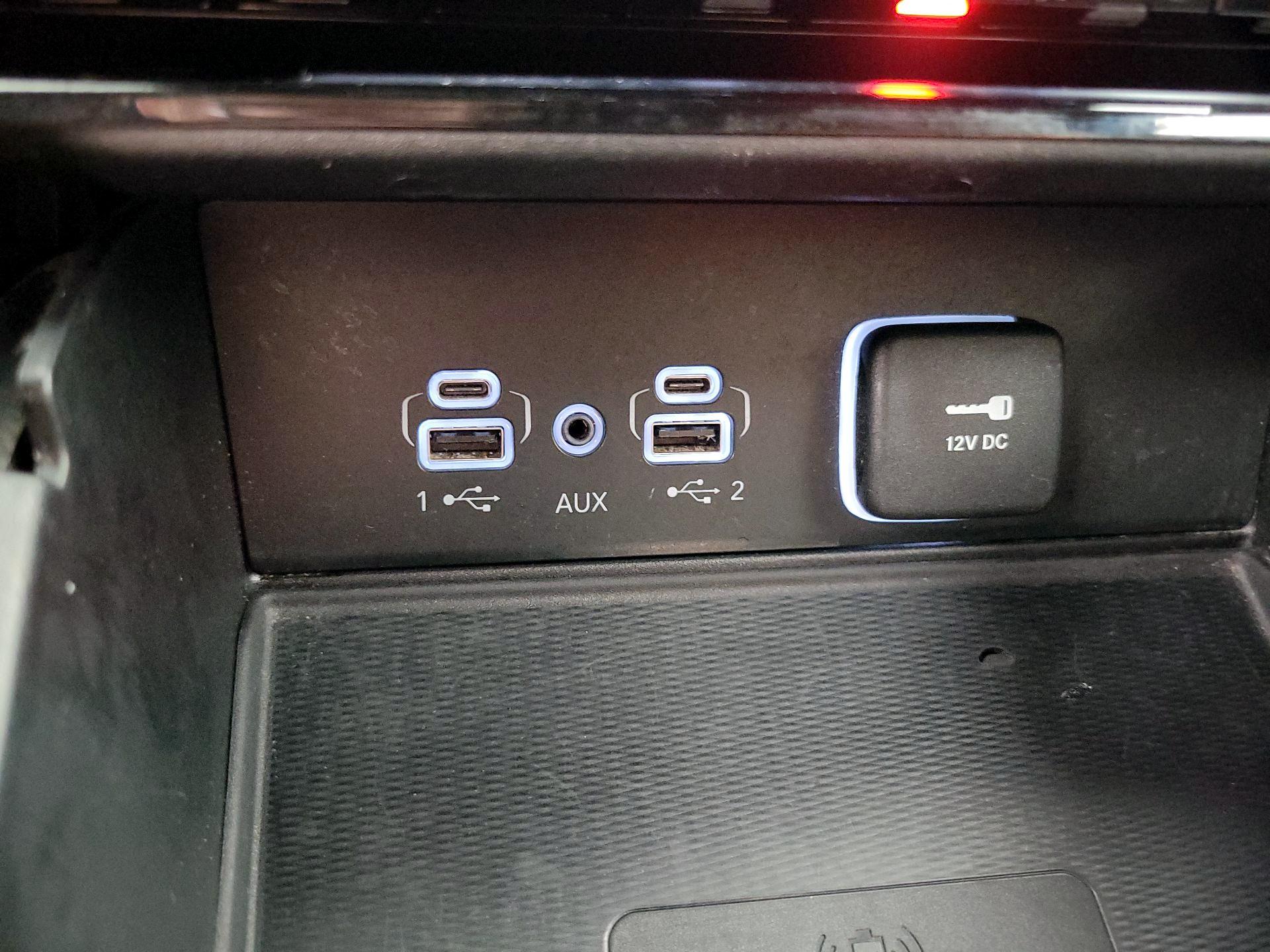 Thumbnail: 2023 Jeep Grand Cherokee - 18