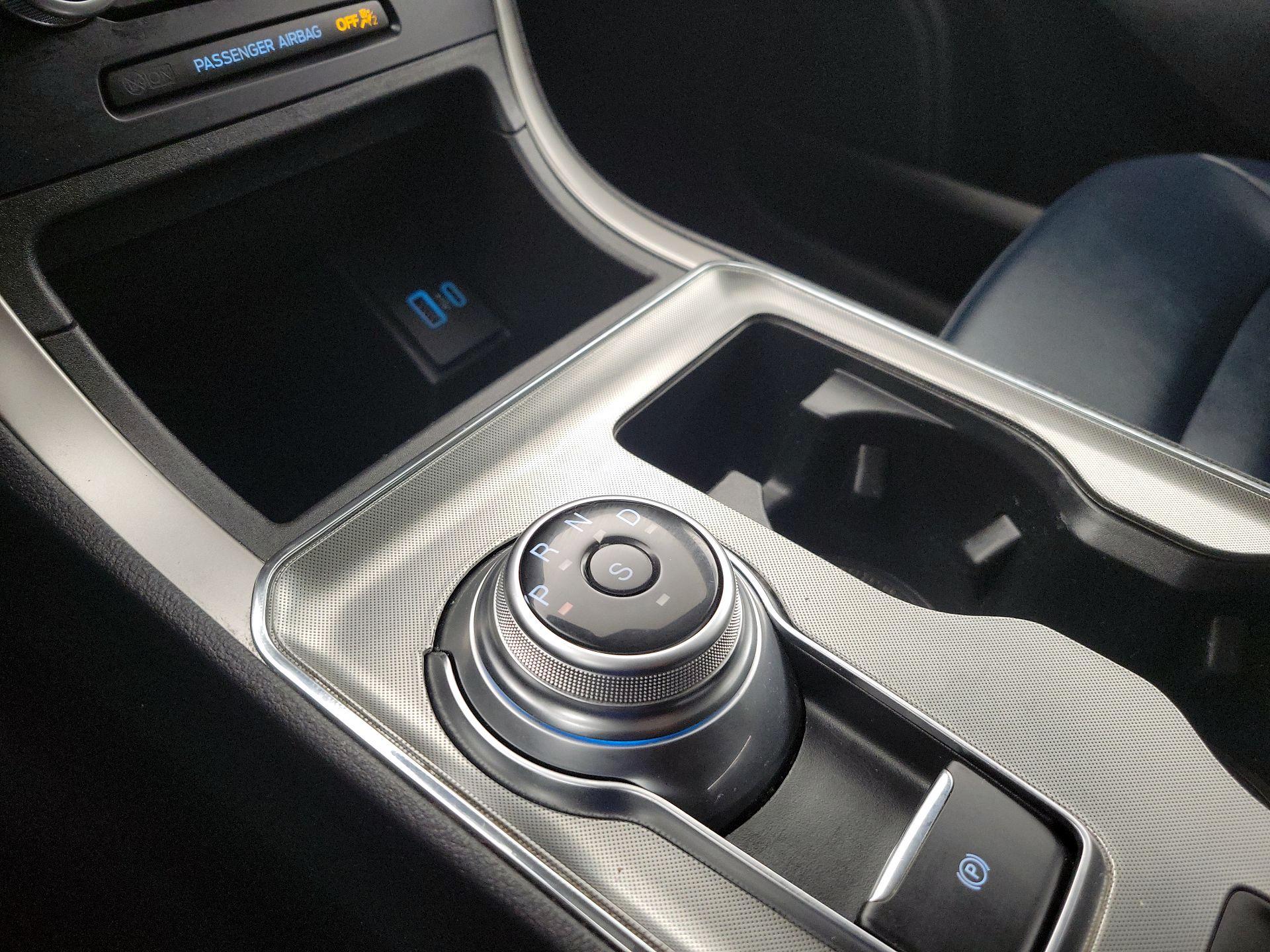 Thumbnail: 2023 Ford Edge - 17