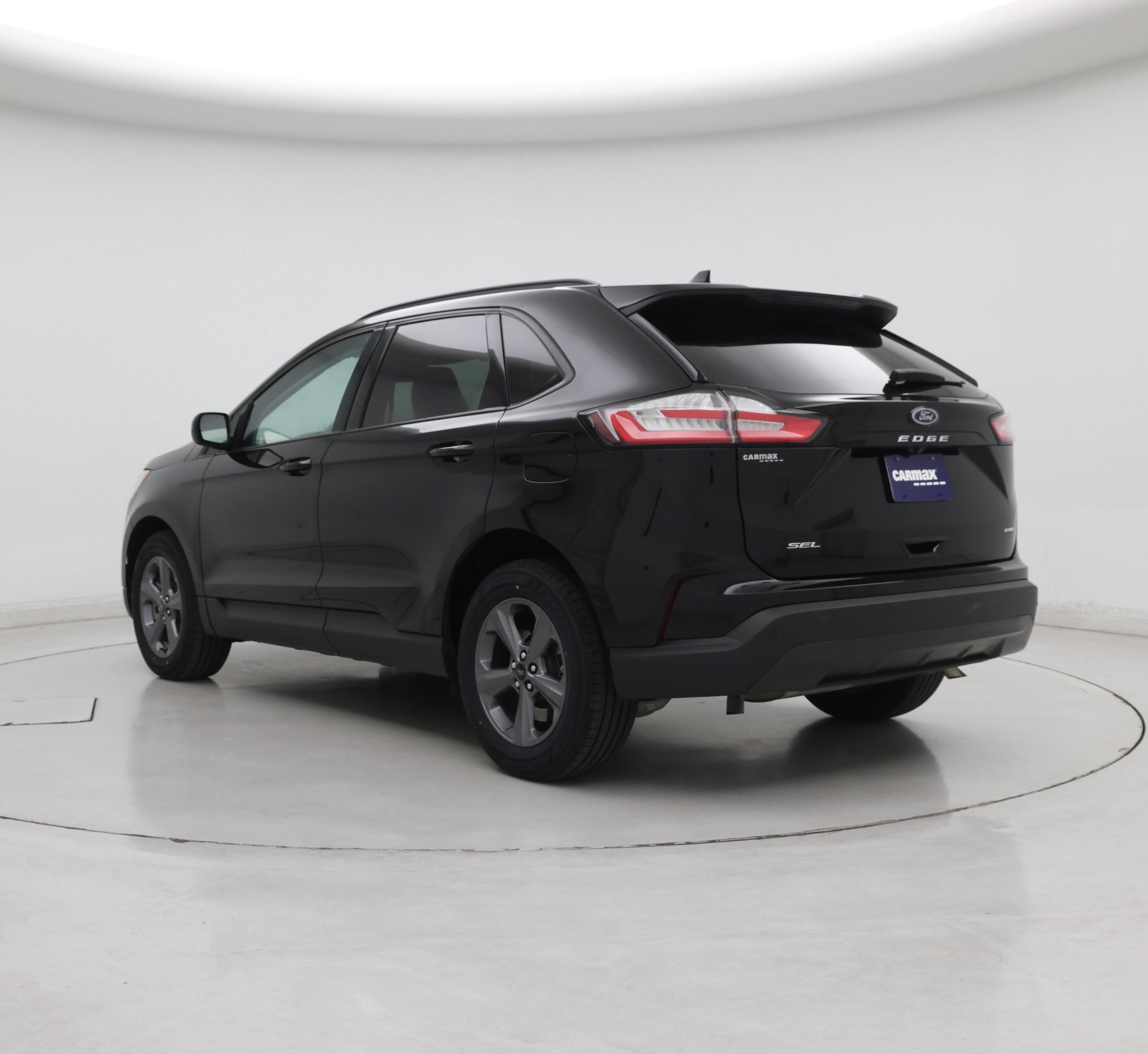 Thumbnail: 2023 Ford Edge - 2