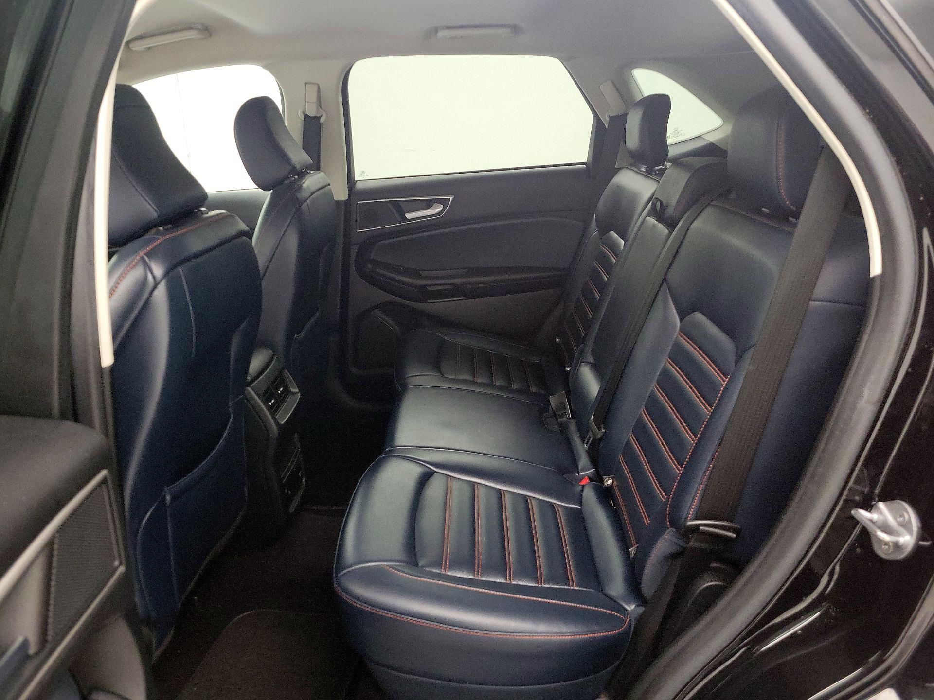 Thumbnail: 2023 Ford Edge - 19