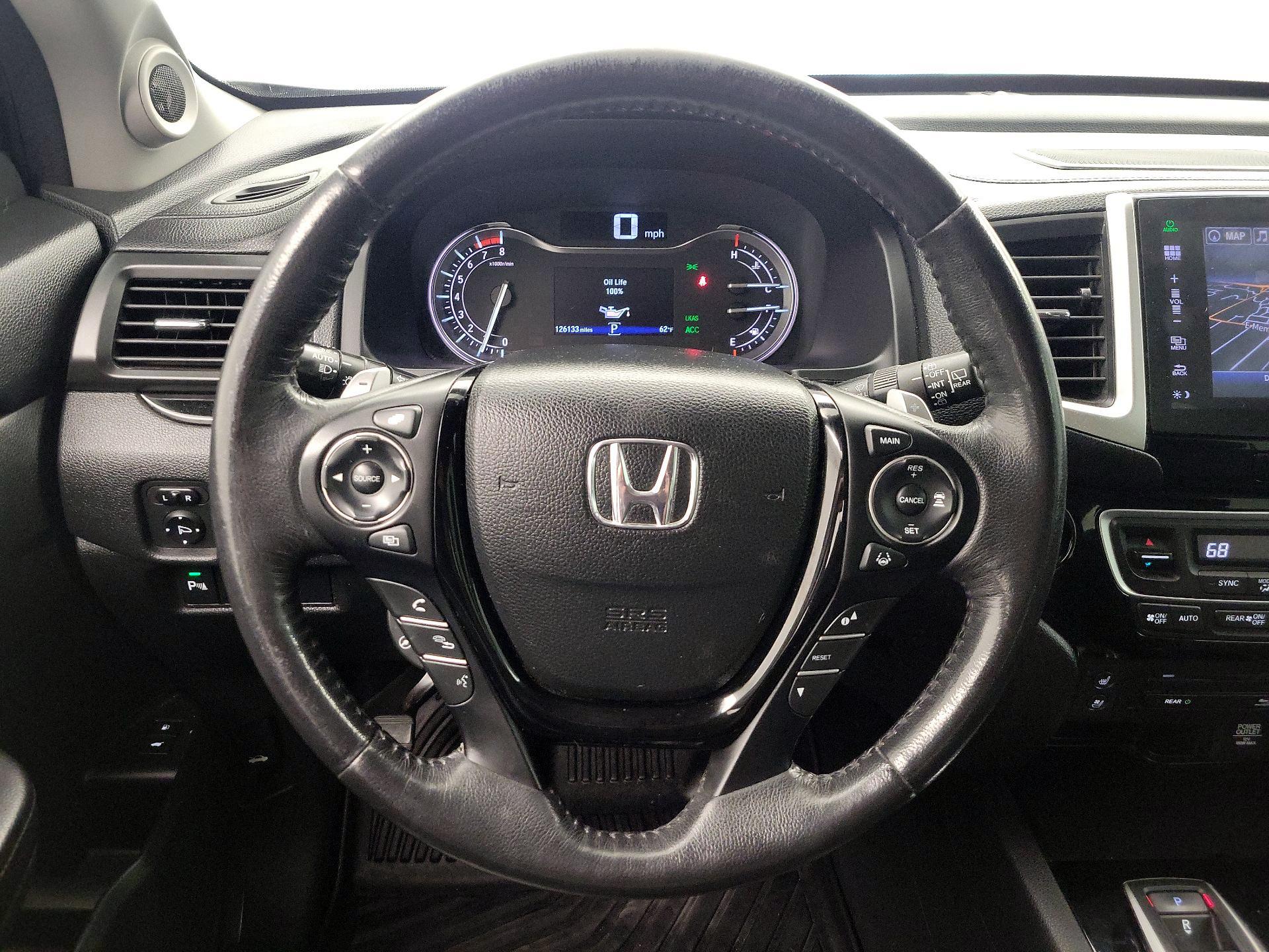 Thumbnail: 2016 Honda Pilot - 10