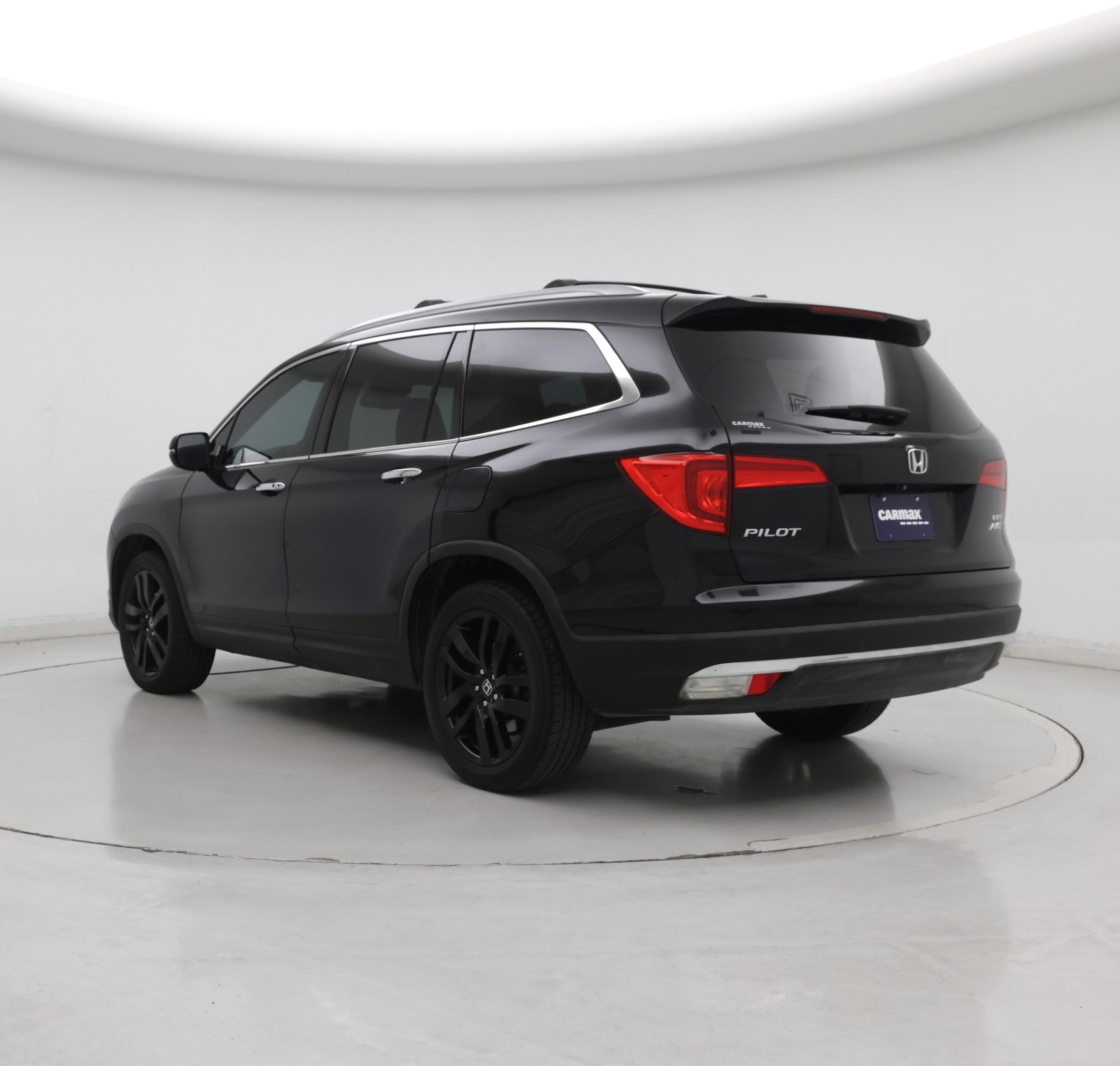 Thumbnail: 2016 Honda Pilot - 2