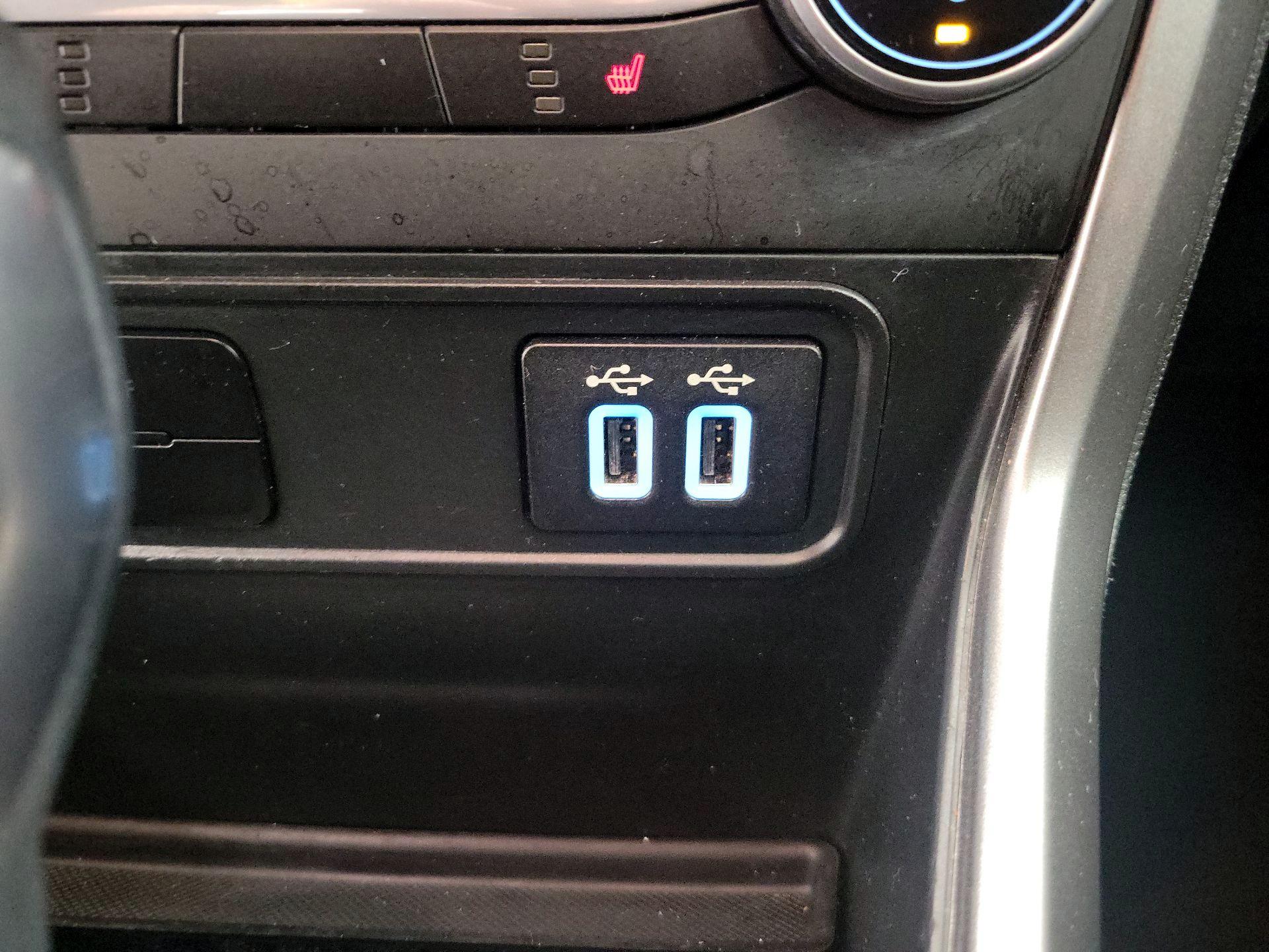 Thumbnail: 2021 Ford EcoSport - 18