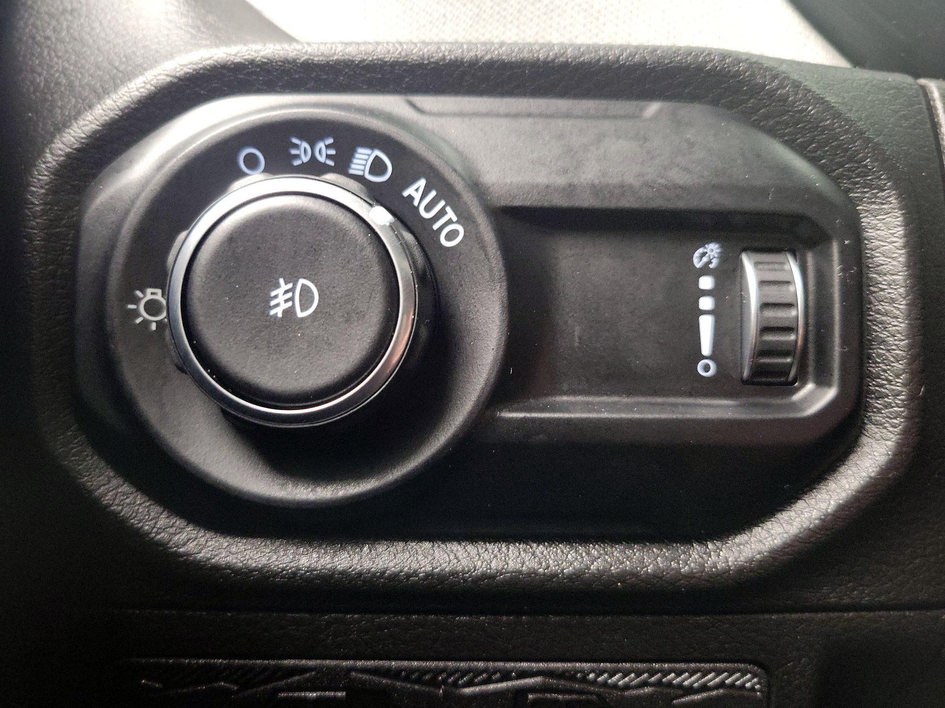 Thumbnail: 2024 Jeep Wrangler - 13