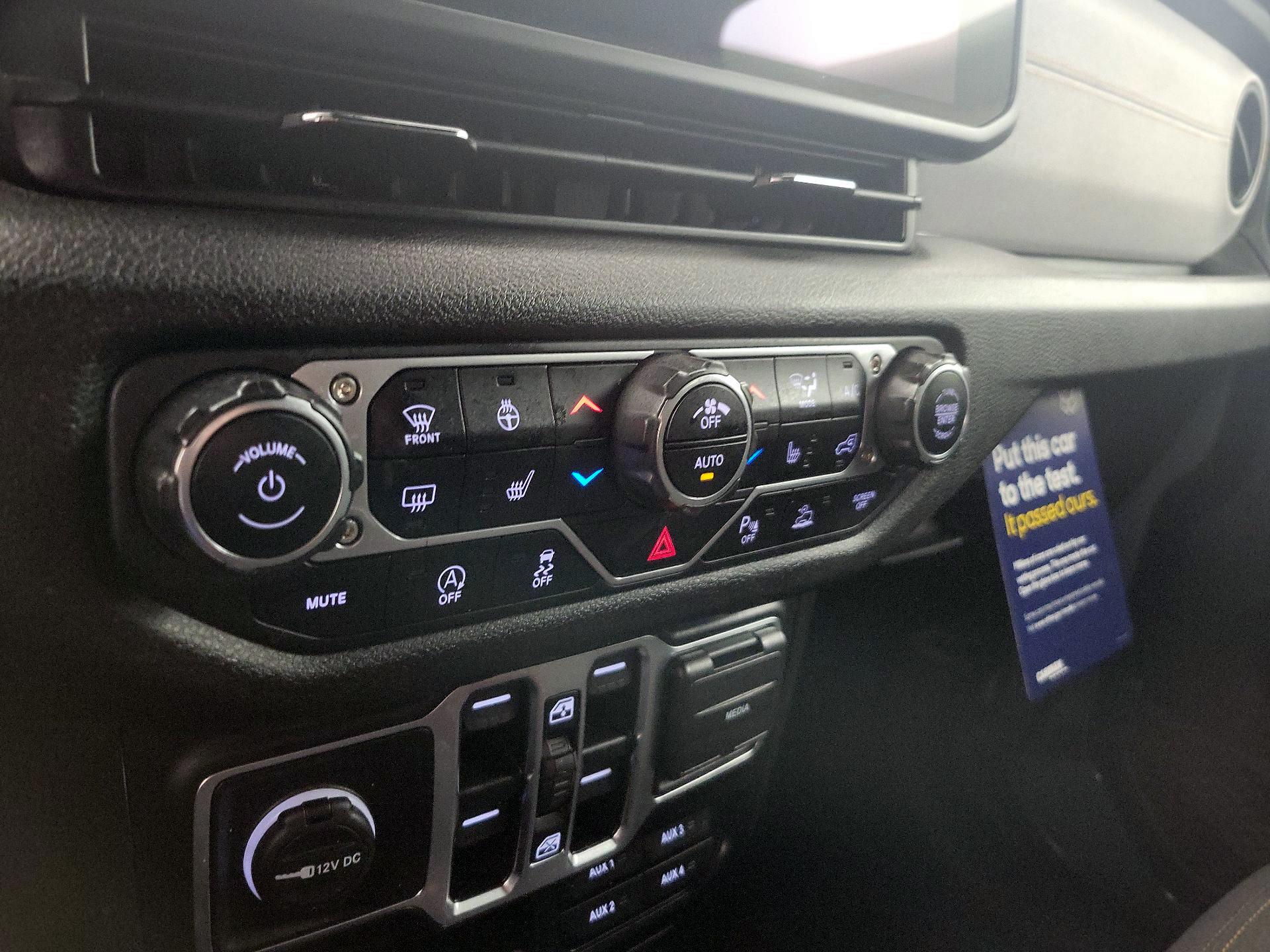 Thumbnail: 2024 Jeep Wrangler - 16