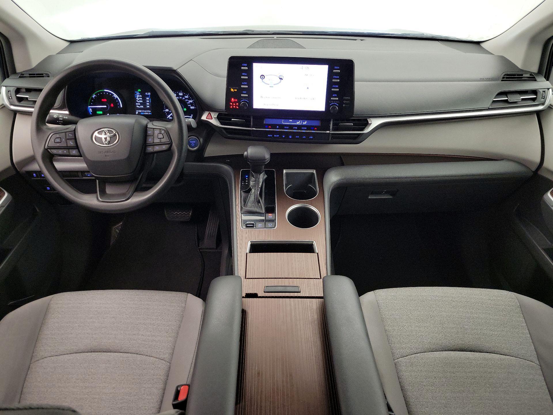 Thumbnail: 2022 Toyota Sienna - 9