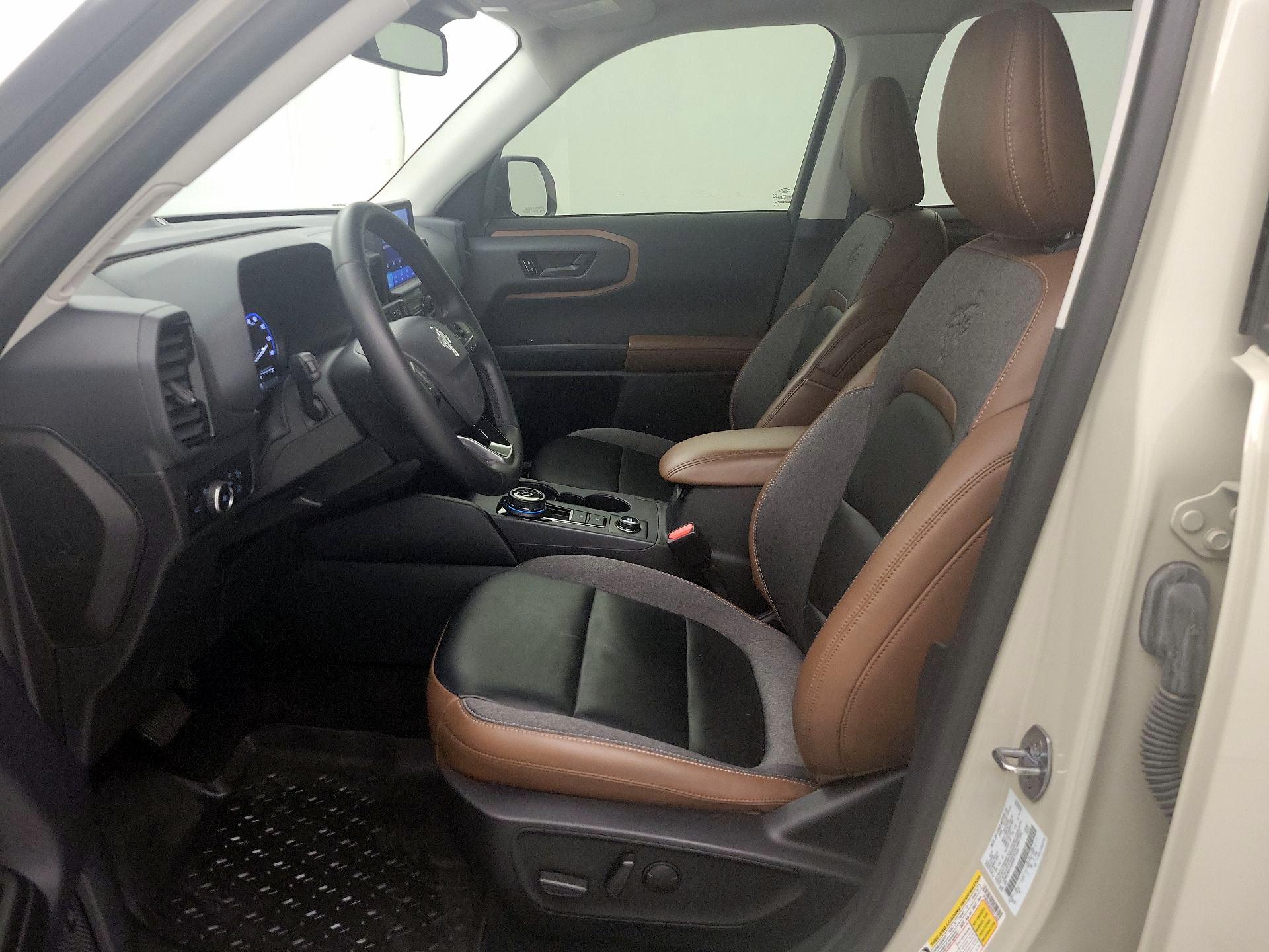 Thumbnail: 2024 Ford Bronco Sport - 11