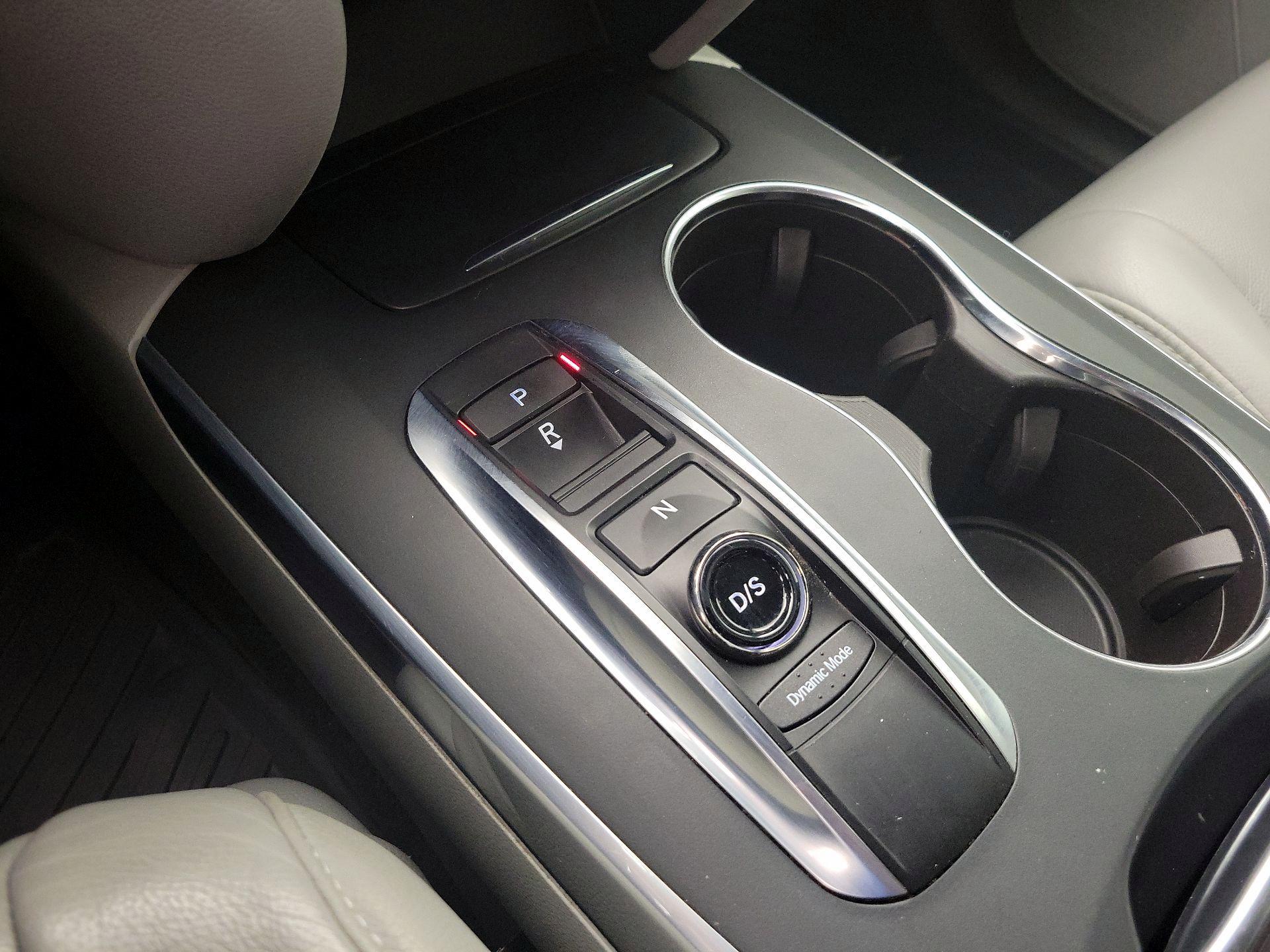 Thumbnail: 2018 Acura MDX - 18