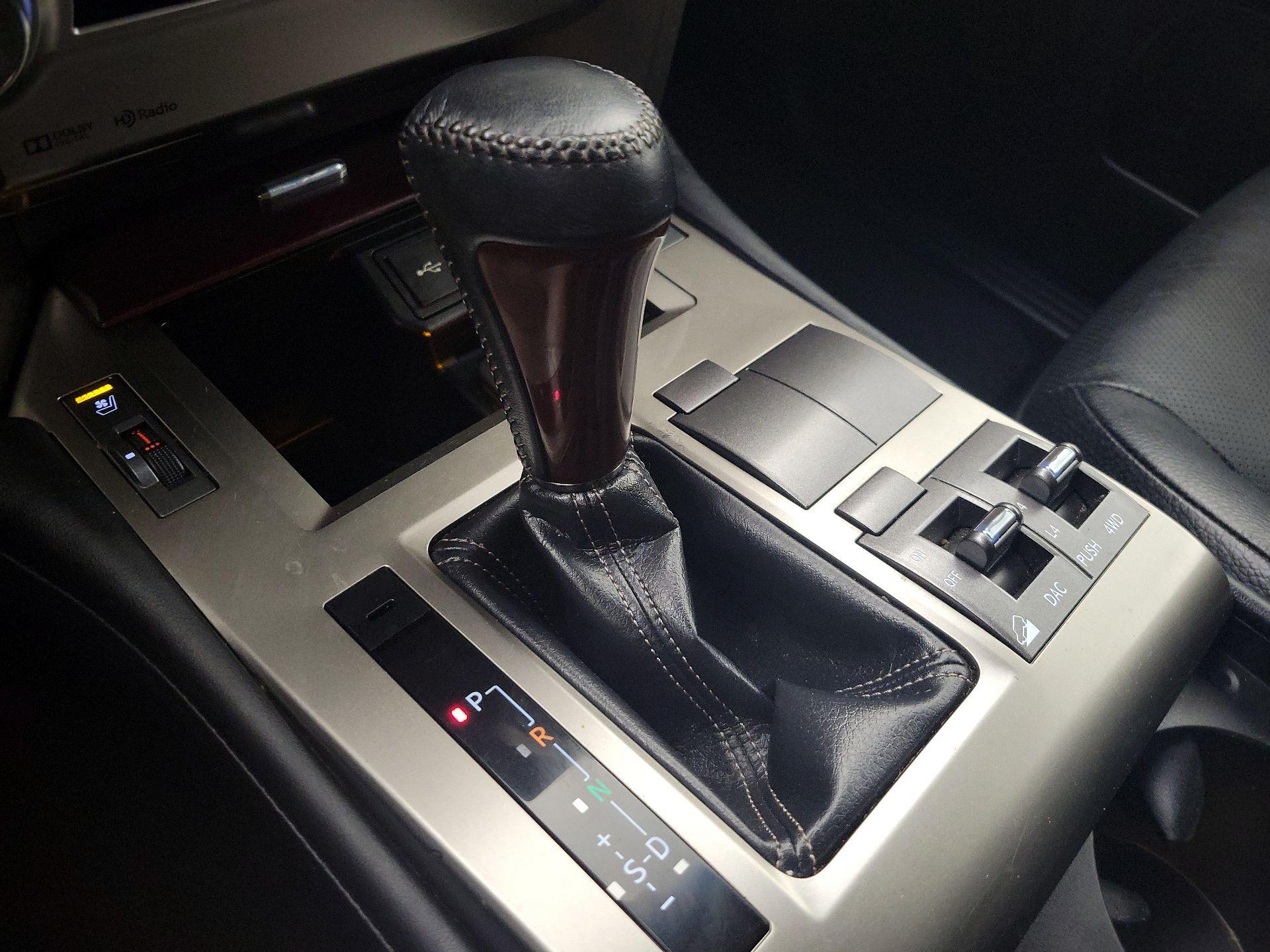 Thumbnail: 2019 Lexus GX - 18