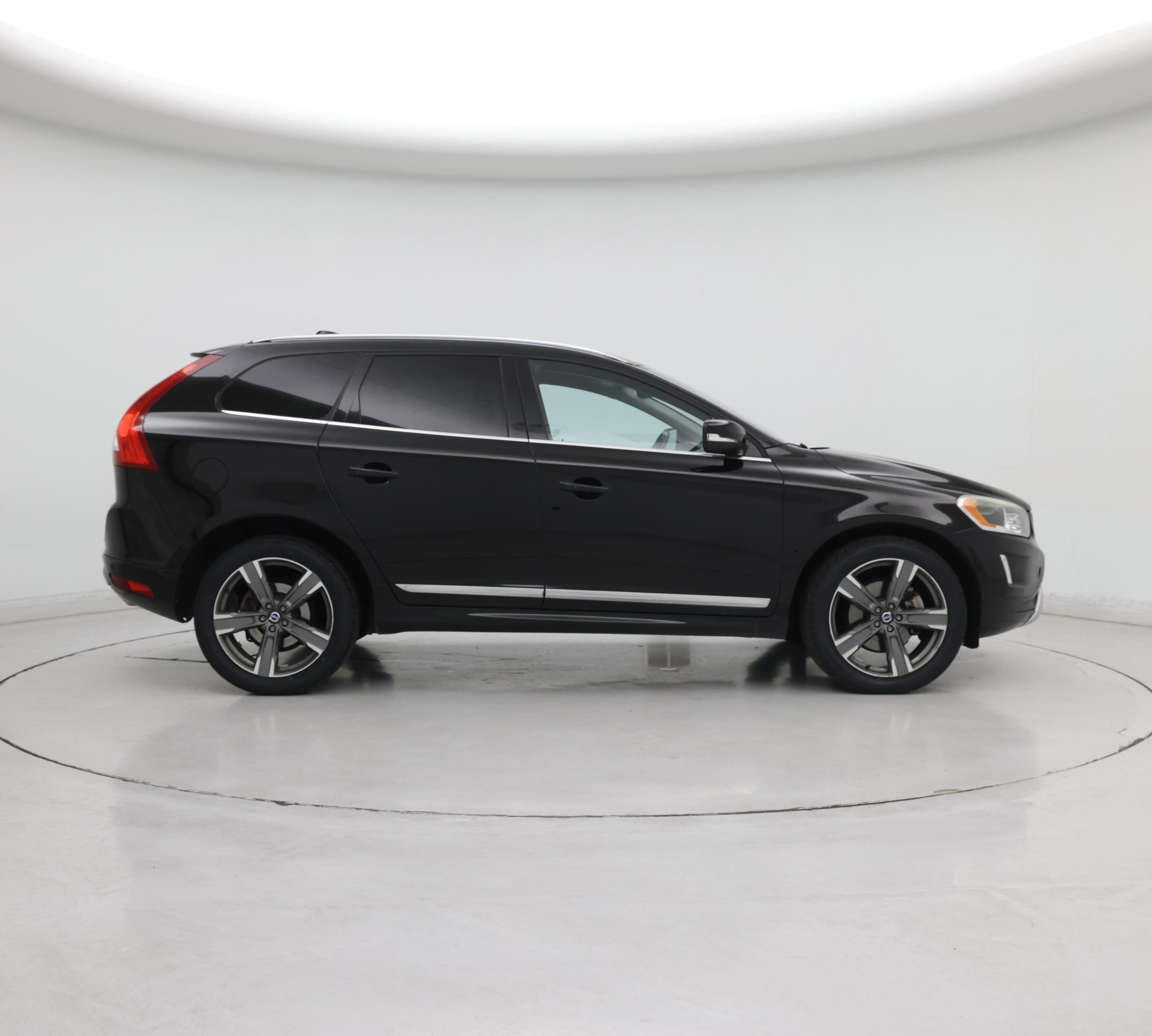 Thumbnail: 2017 Volvo XC60 - 7