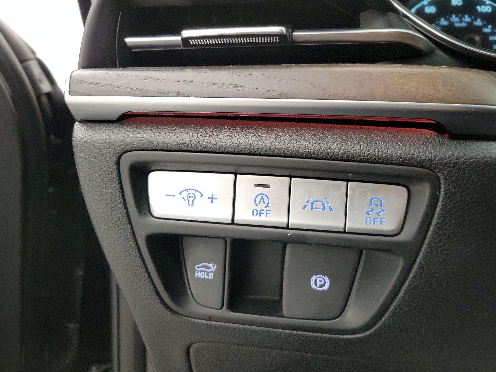 Thumbnail: 2021 Genesis G80 - 13