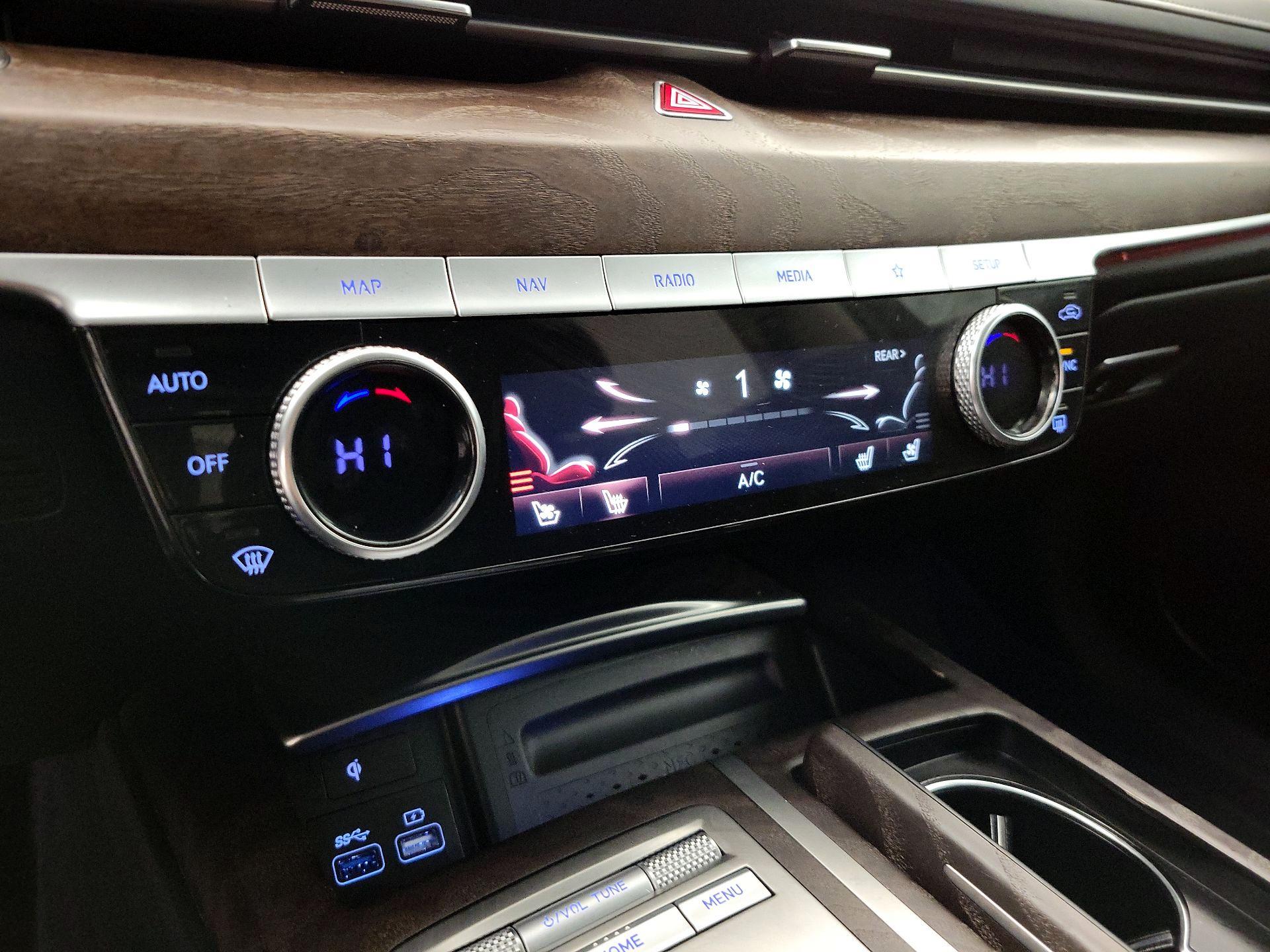 Thumbnail: 2021 Genesis G80 - 17