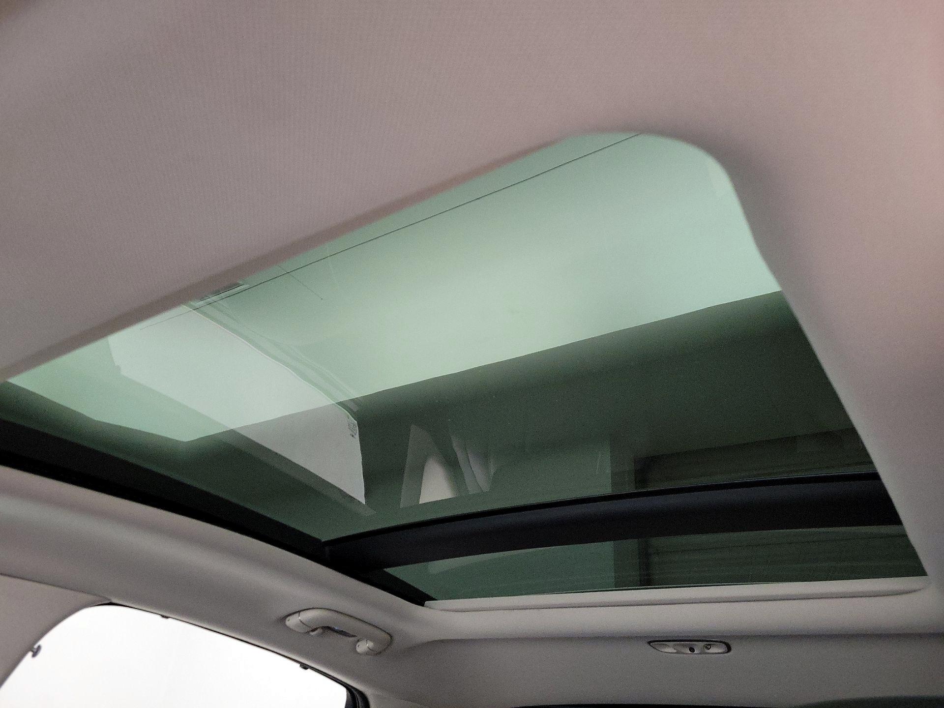 Thumbnail: 2021 Genesis G80 - 20