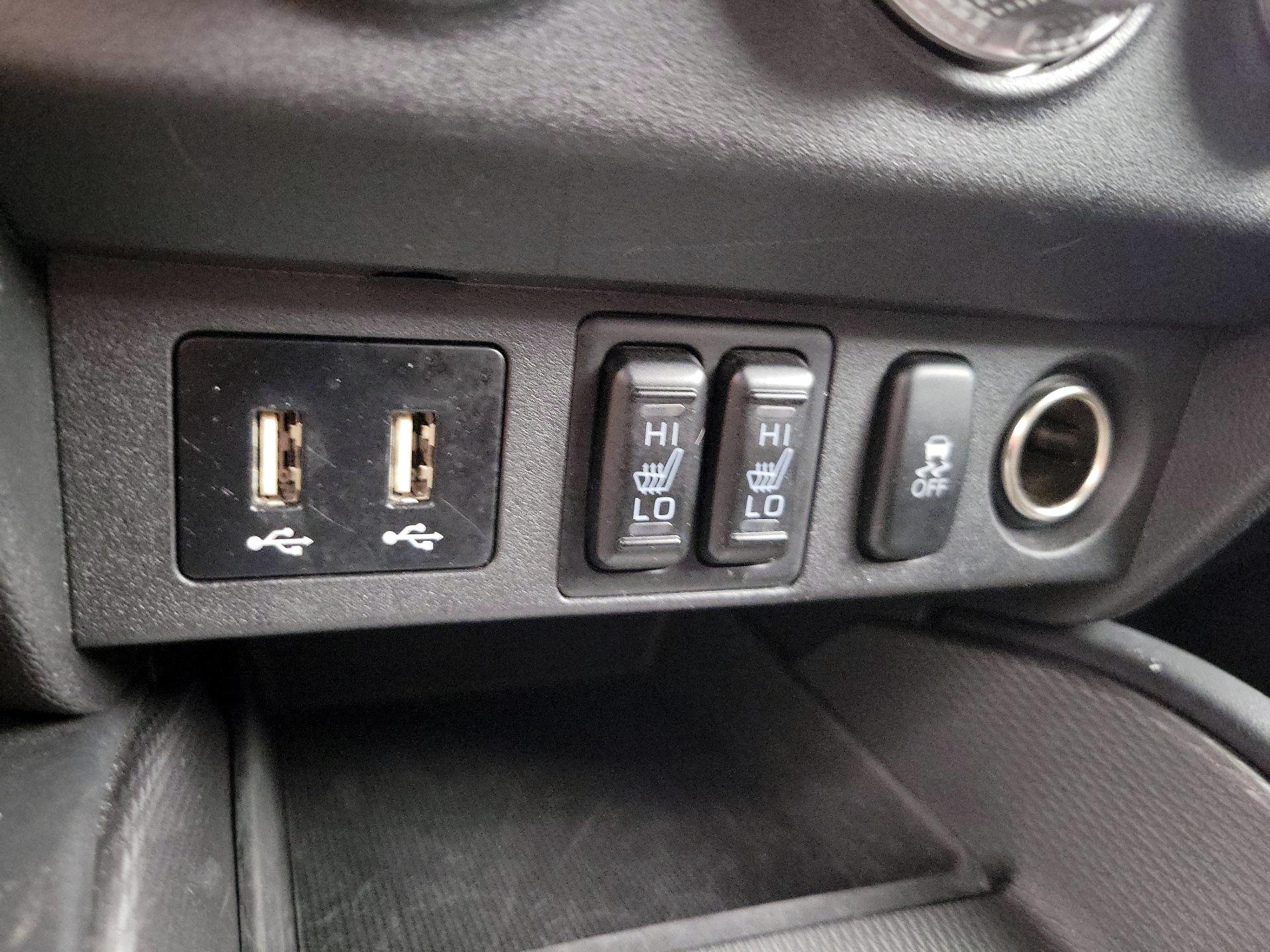 Thumbnail: 2024 Mitsubishi Outlander Sport - 18