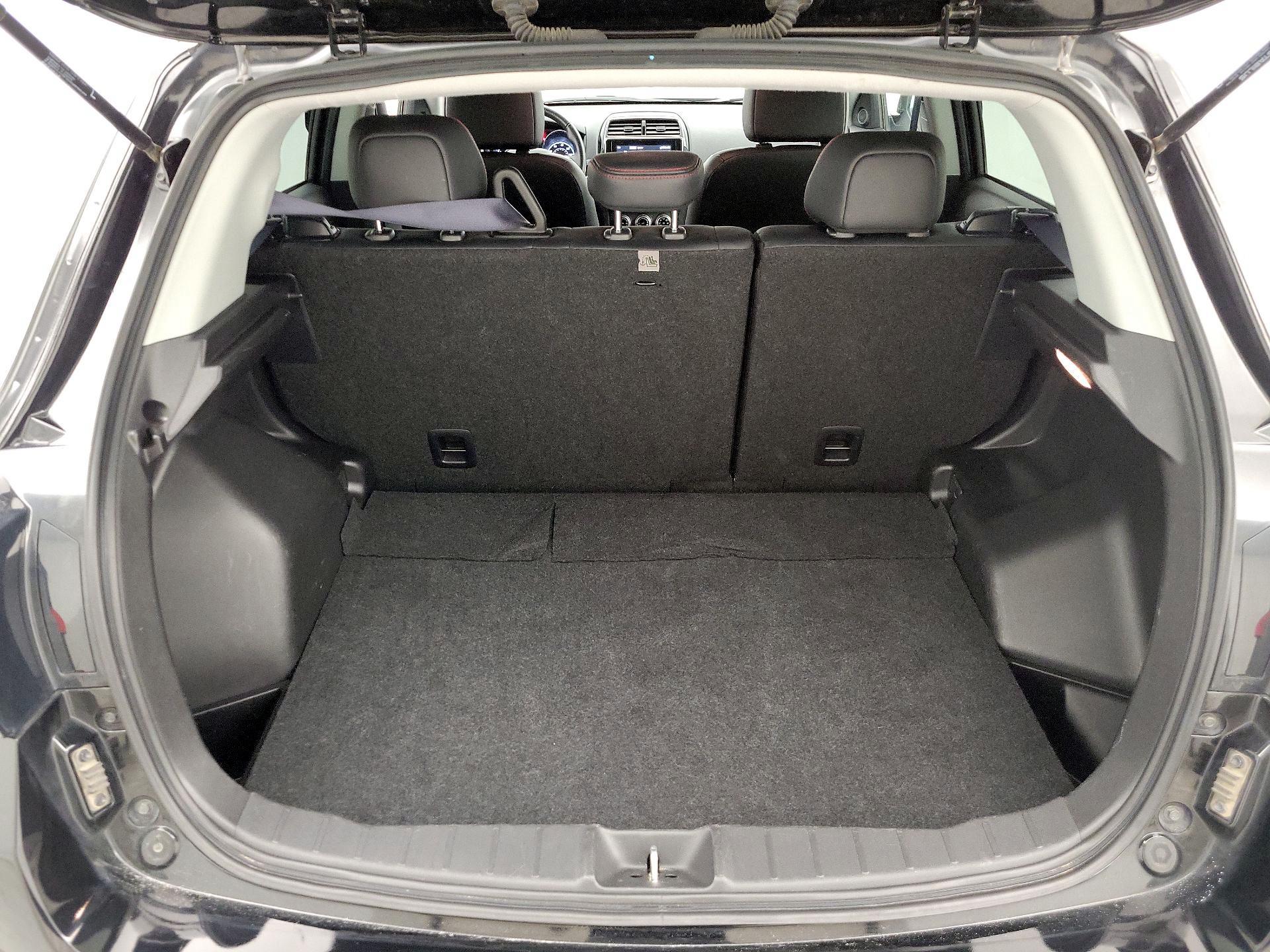 Thumbnail: 2024 Mitsubishi Outlander Sport - 20