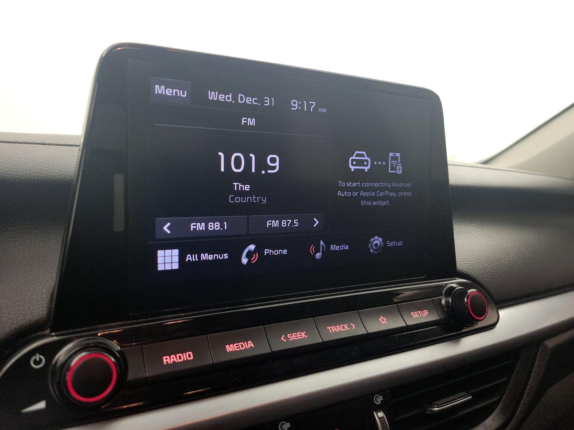 Thumbnail: 2023 Kia Forte - 15