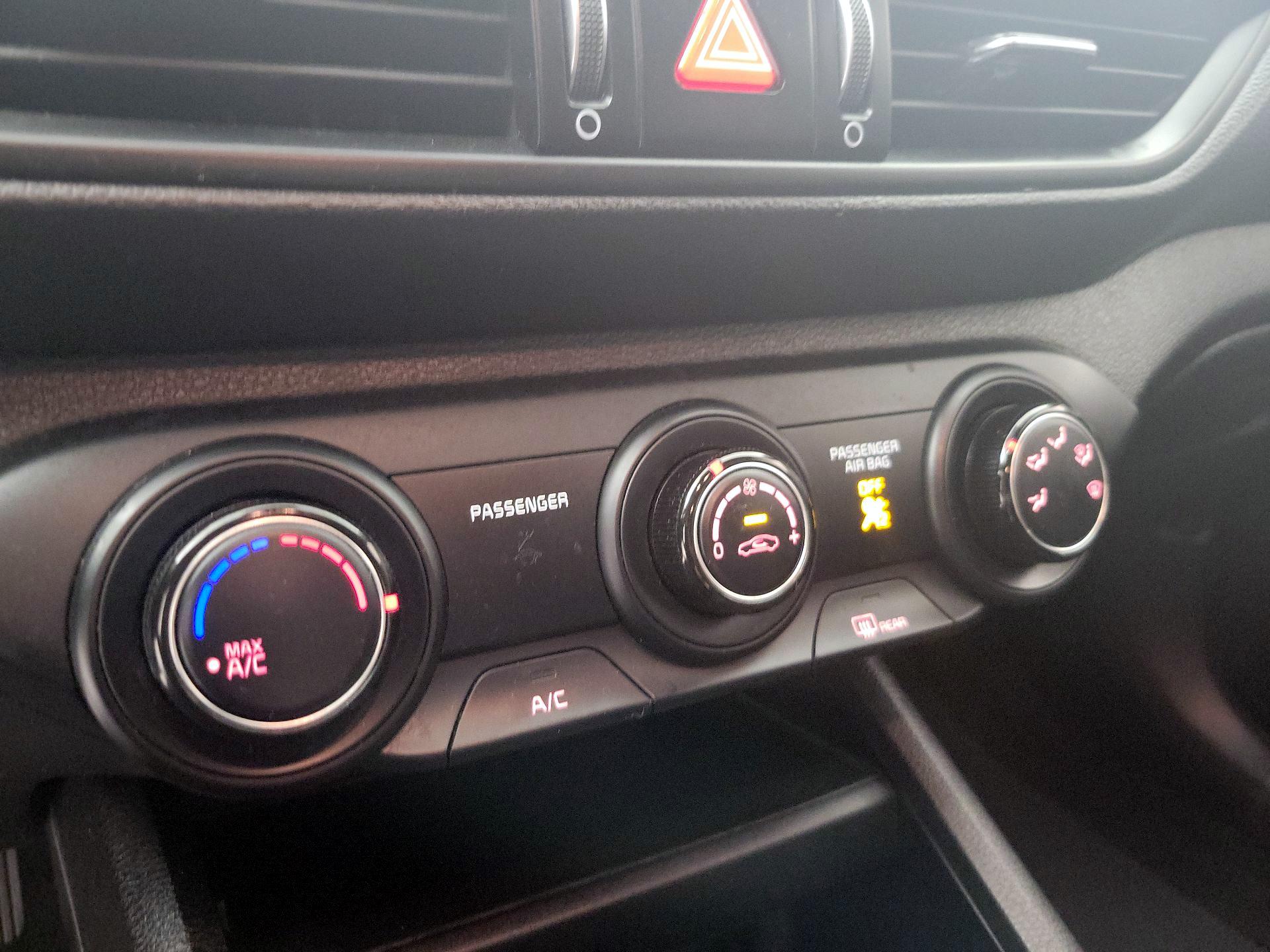 Thumbnail: 2023 Kia Forte - 16