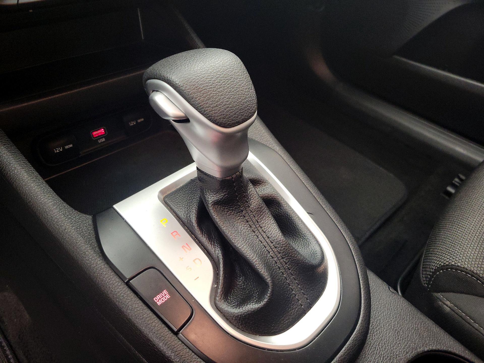 Thumbnail: 2023 Kia Forte - 17