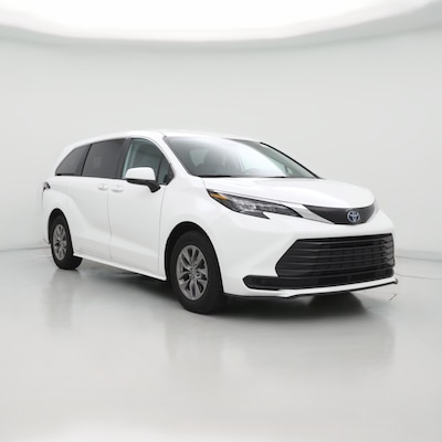 2024 Toyota Sienna LE