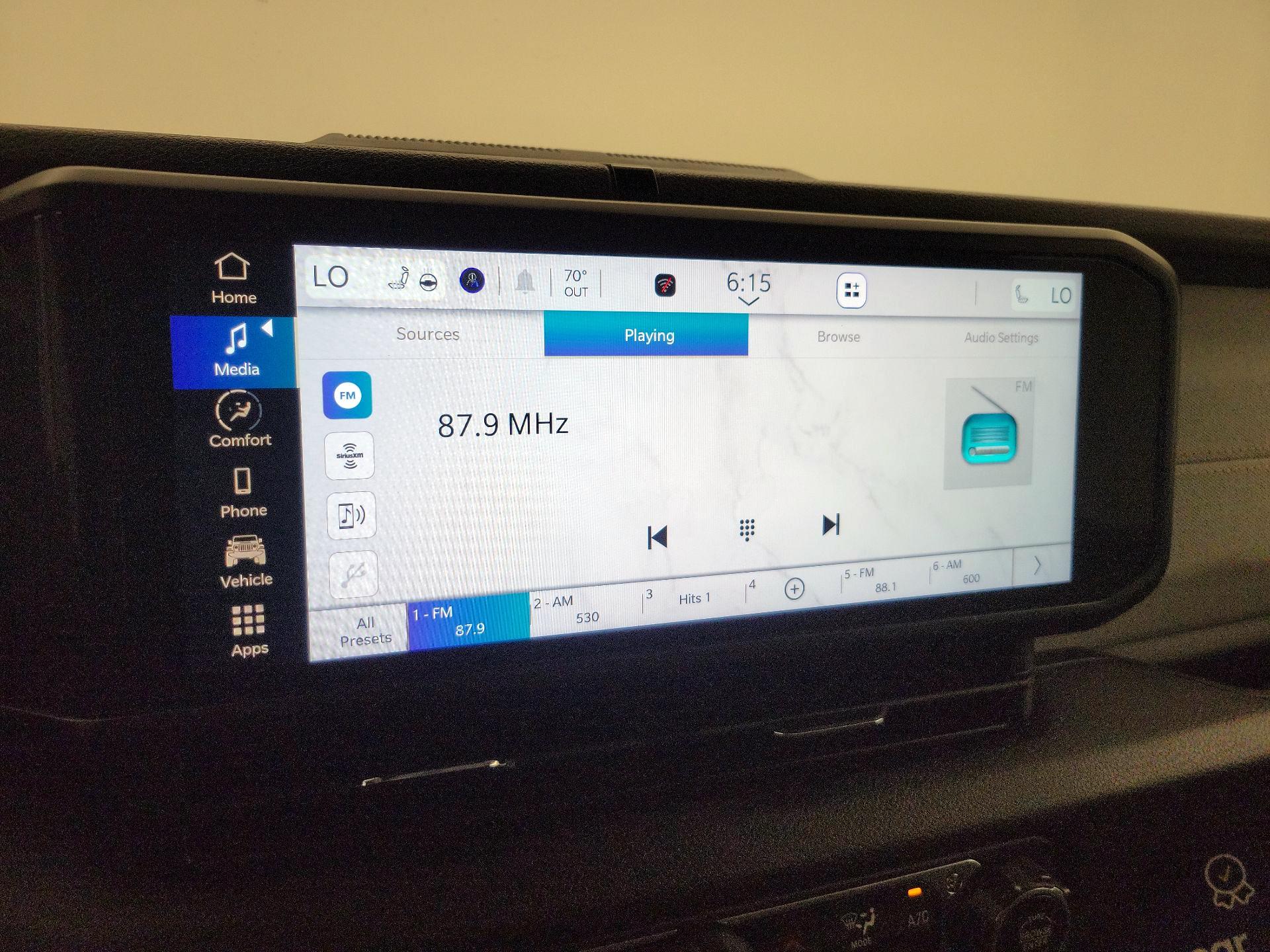 Thumbnail: 2024 Jeep Wrangler - 15