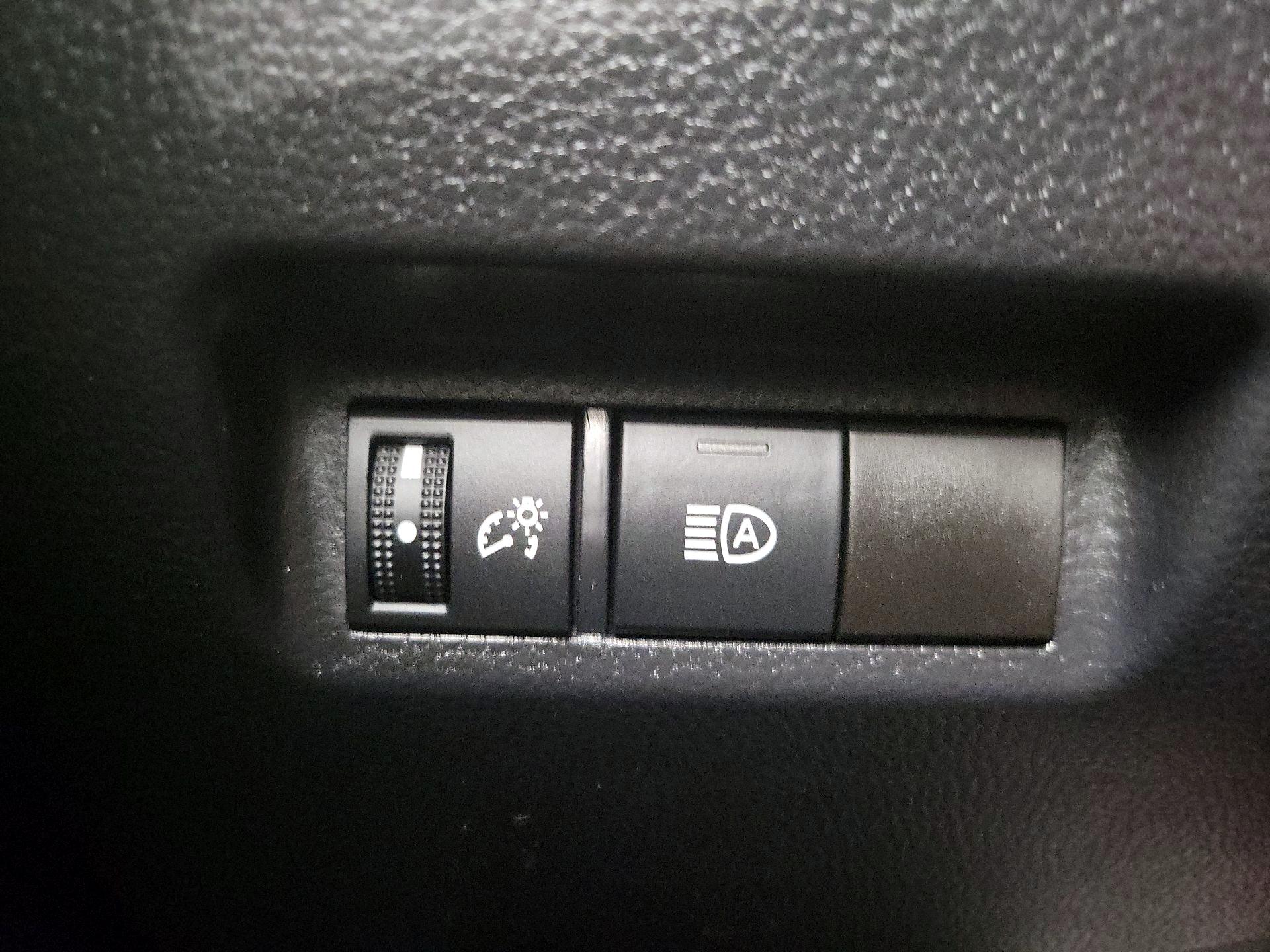 Thumbnail: 2023 Toyota RAV4 - 13