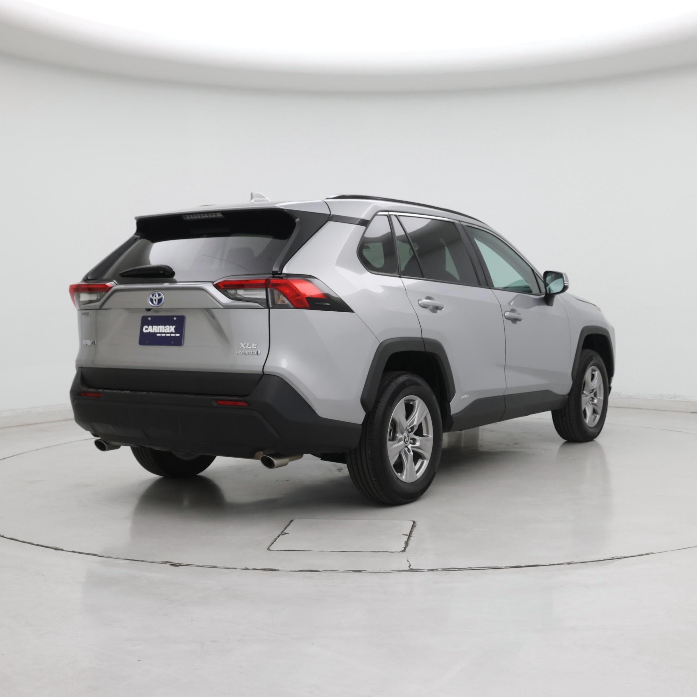 Thumbnail: 2023 Toyota RAV4 - 8