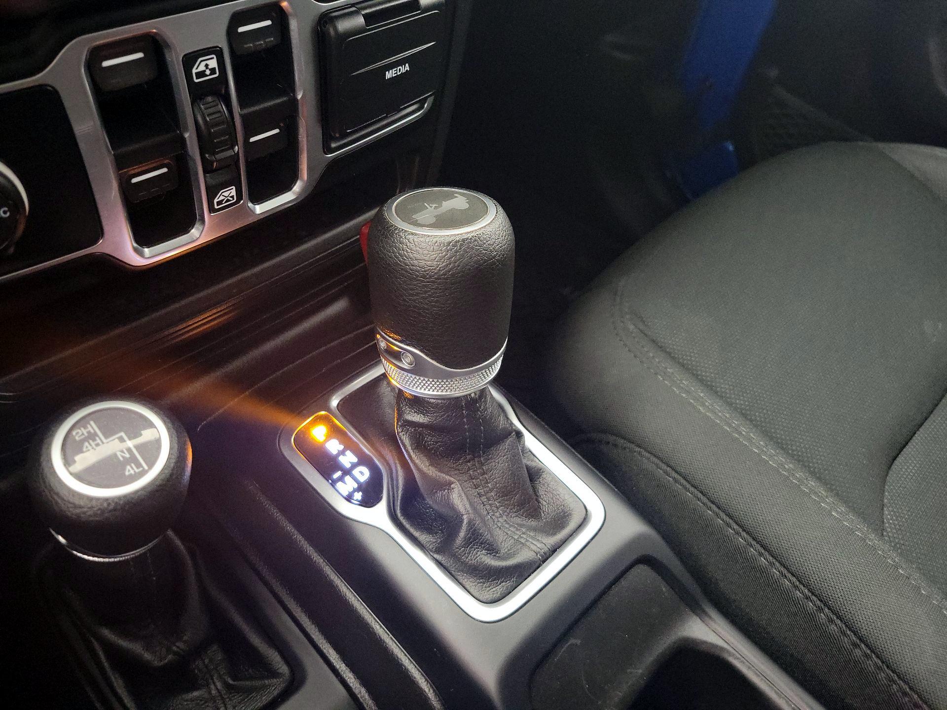 Thumbnail: 2021 Jeep Wrangler - 17