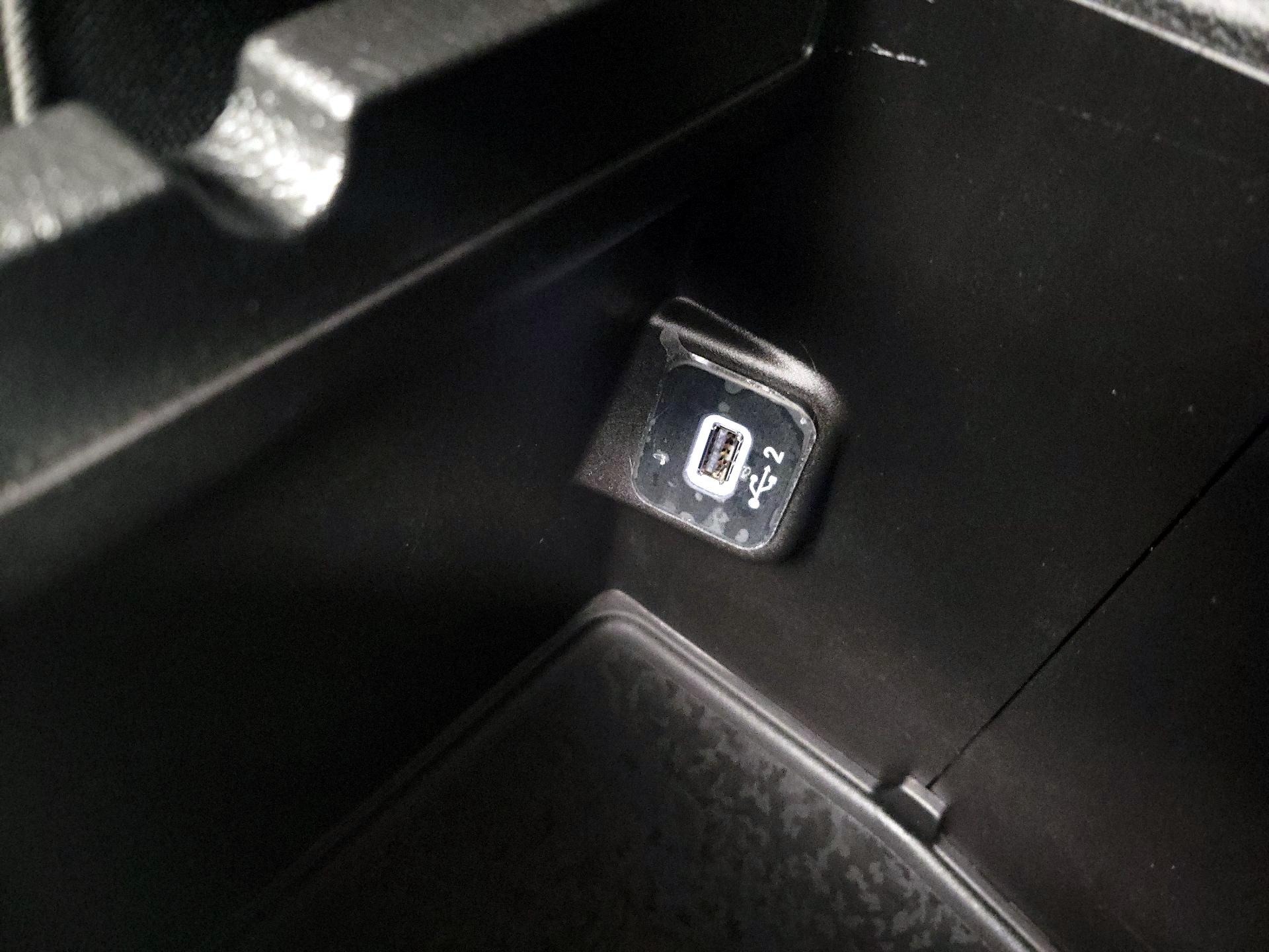 Thumbnail: 2021 Jeep Wrangler - 18