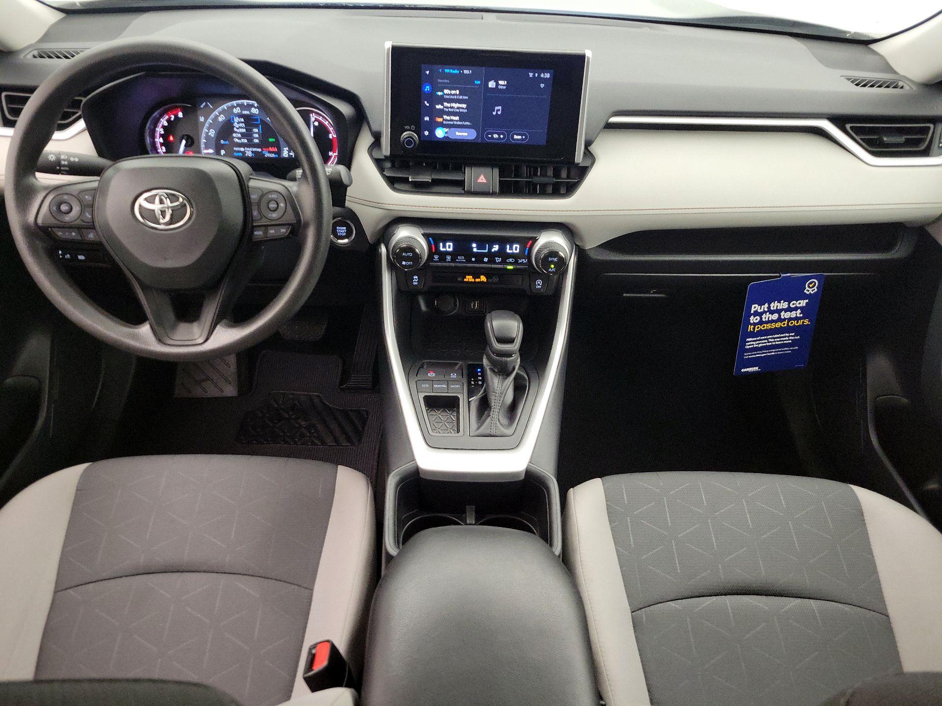 Thumbnail: 2024 Toyota RAV4 - 9