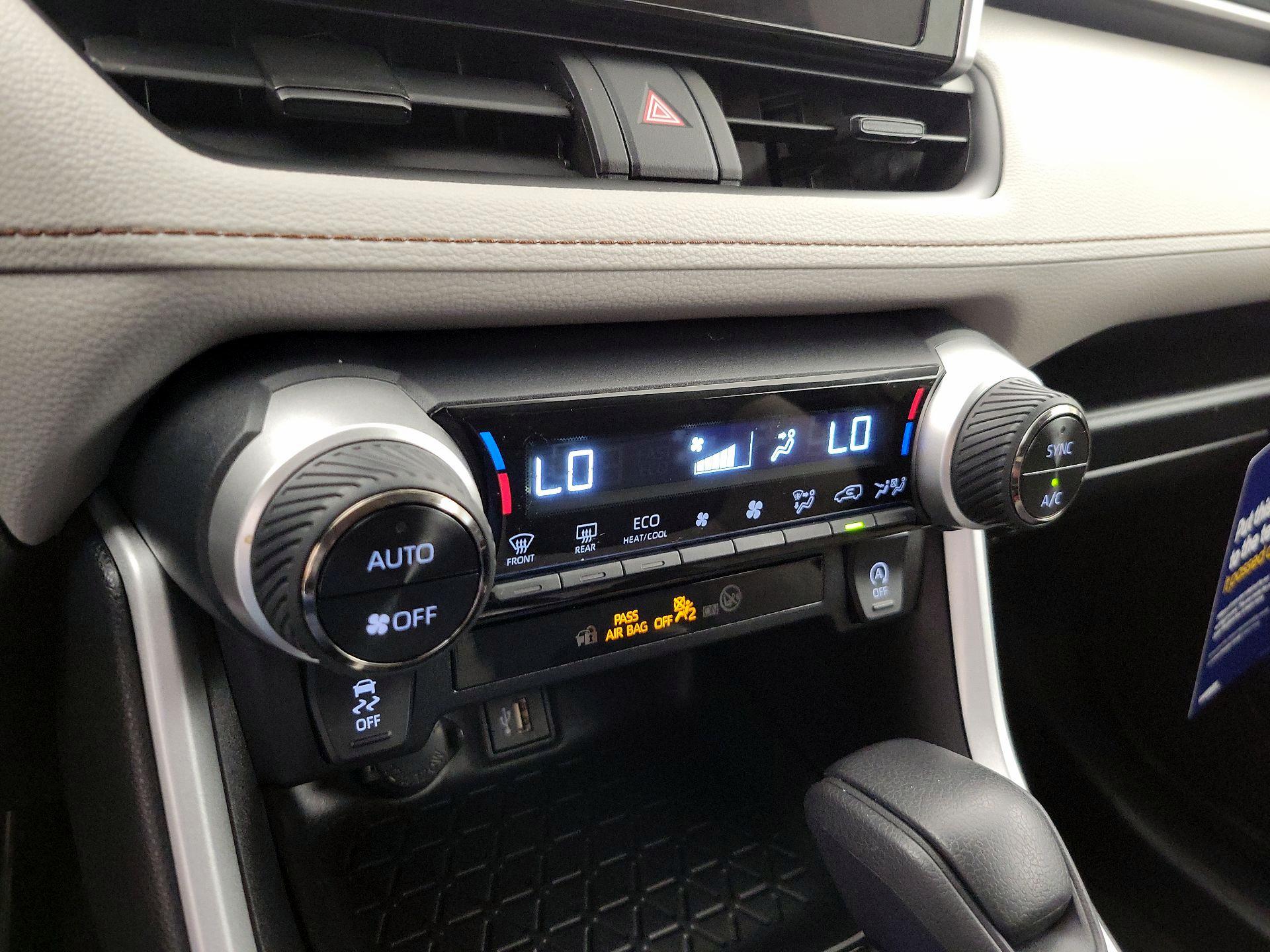 Thumbnail: 2024 Toyota RAV4 - 16