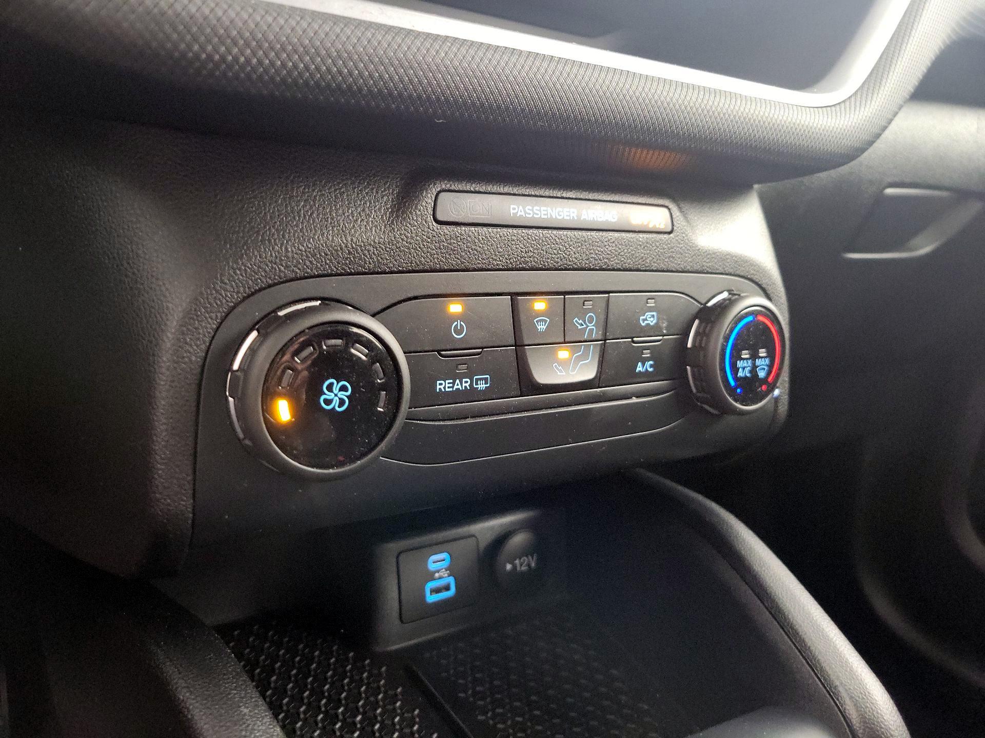 Thumbnail: 2022 Ford Bronco Sport - 16