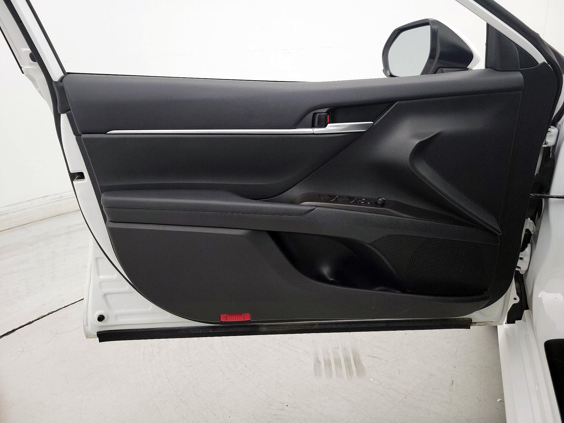 Thumbnail: 2024 Toyota Camry - 12