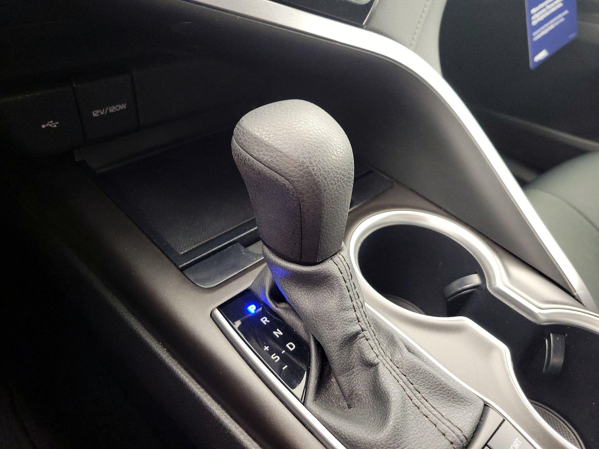 Thumbnail: 2024 Toyota Camry - 17