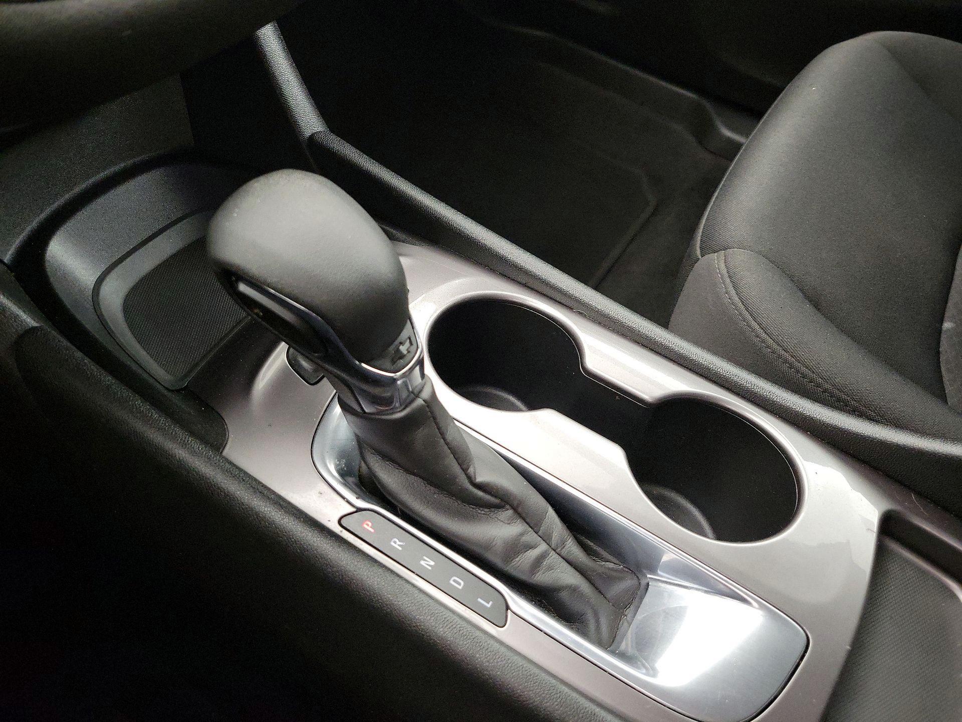 Thumbnail: 2021 Chevrolet Malibu - 17