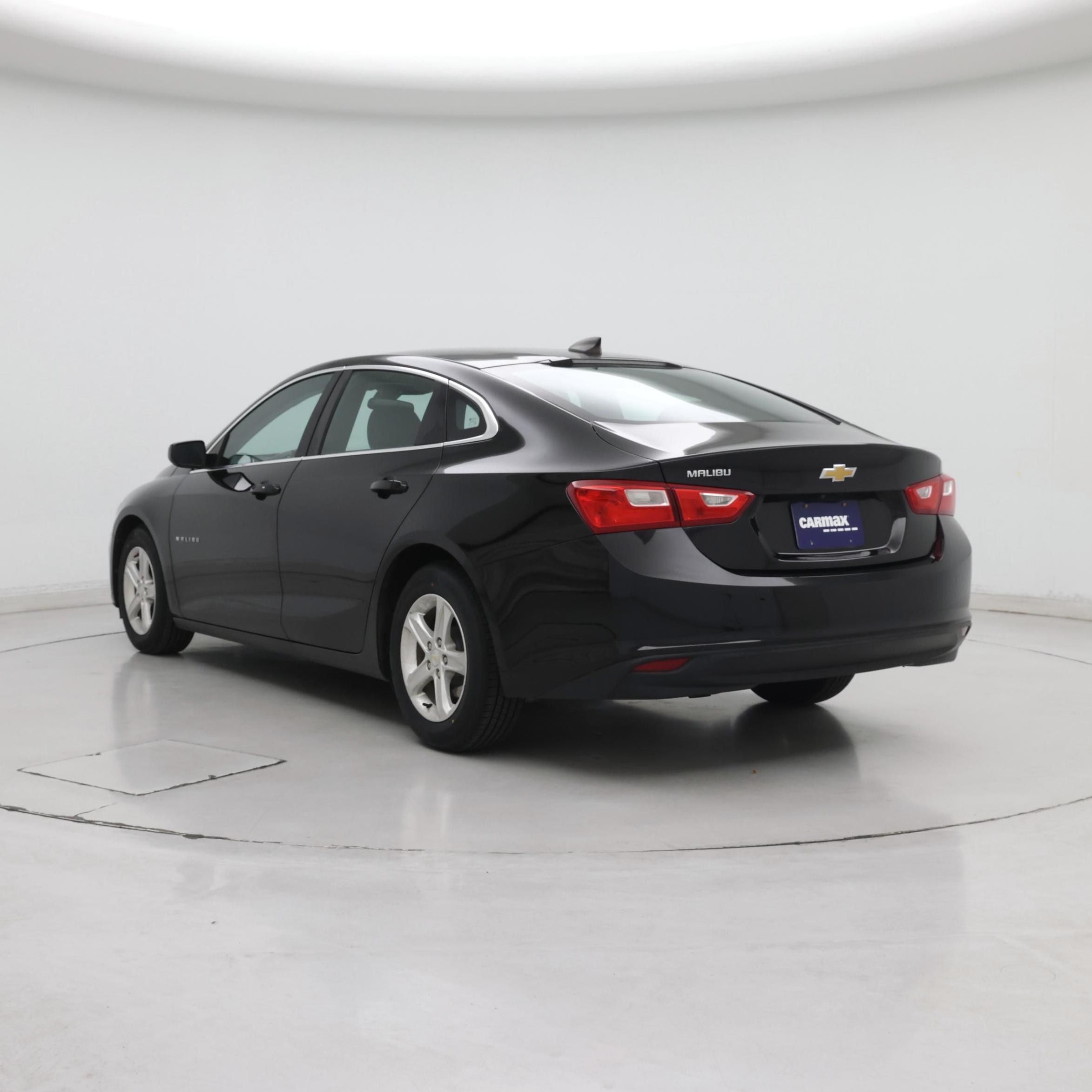 Thumbnail: 2021 Chevrolet Malibu - 2