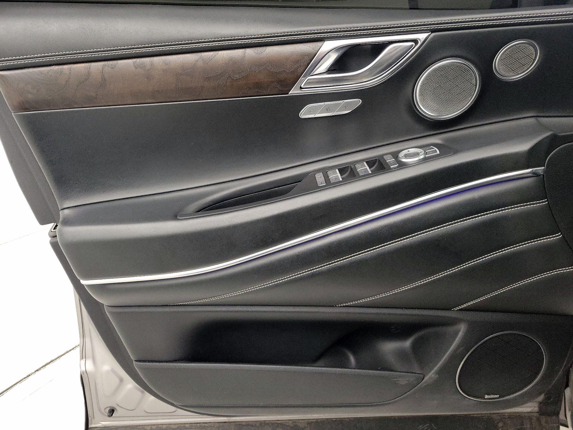 Thumbnail: 2021 Genesis GV80 - 12