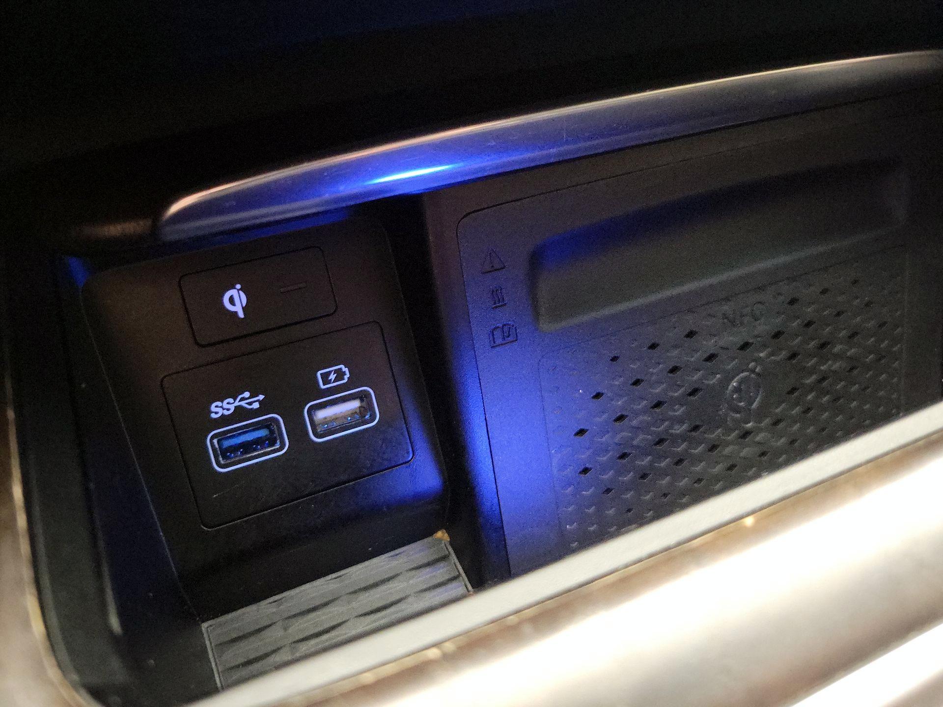 Thumbnail: 2021 Genesis GV80 - 19