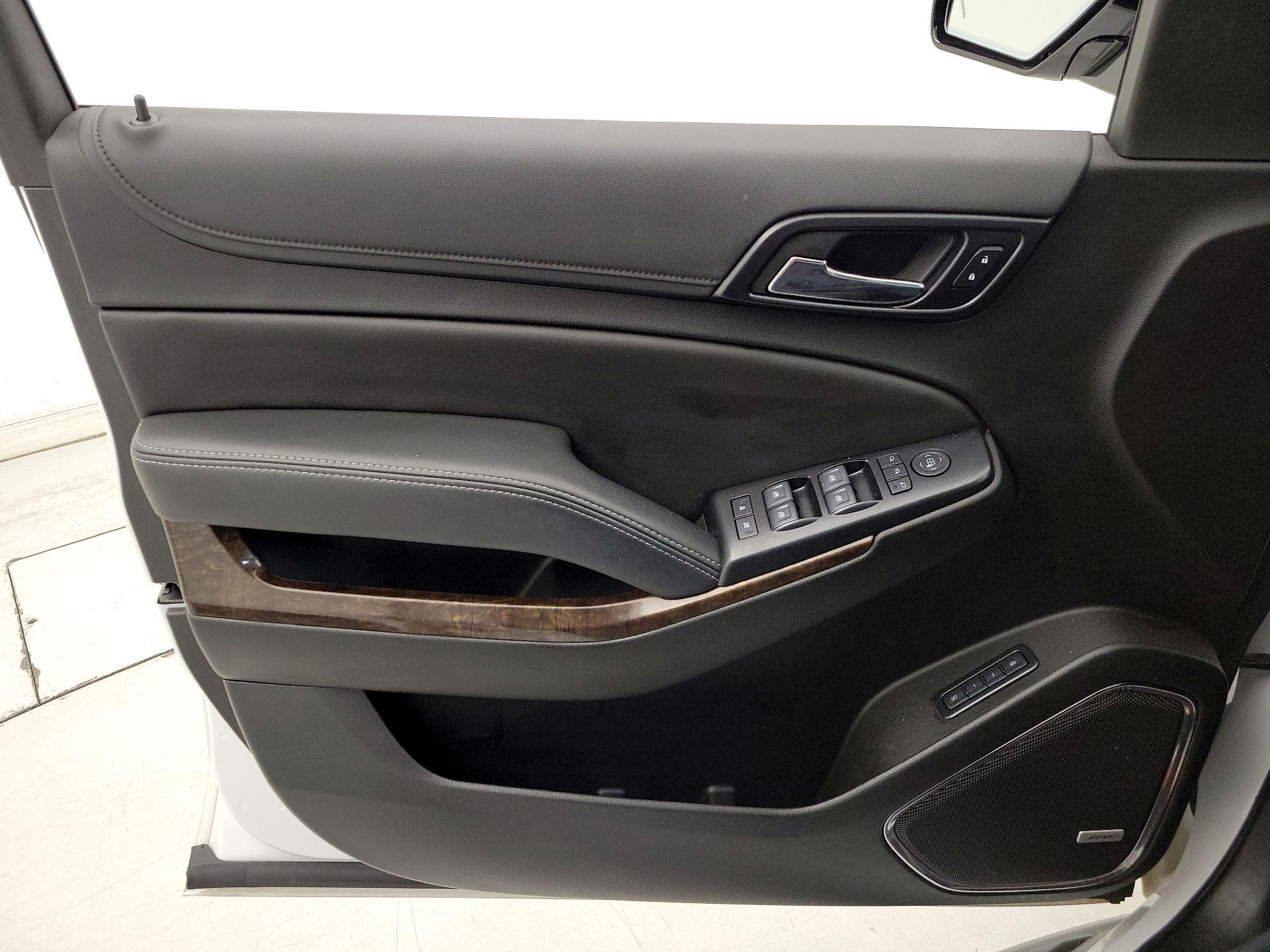 Thumbnail: 2020 Chevrolet Tahoe - 12